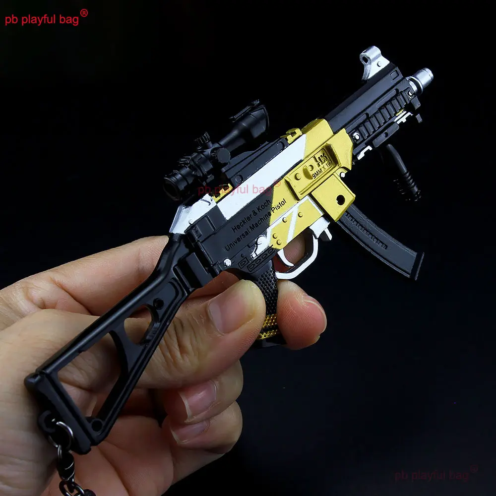 15cm UMP9 Mini Alloy Gun Model Keychain Action Figures Backpack Pendant Decoration CS Game Weapon Toys Kids Gifts ZG394