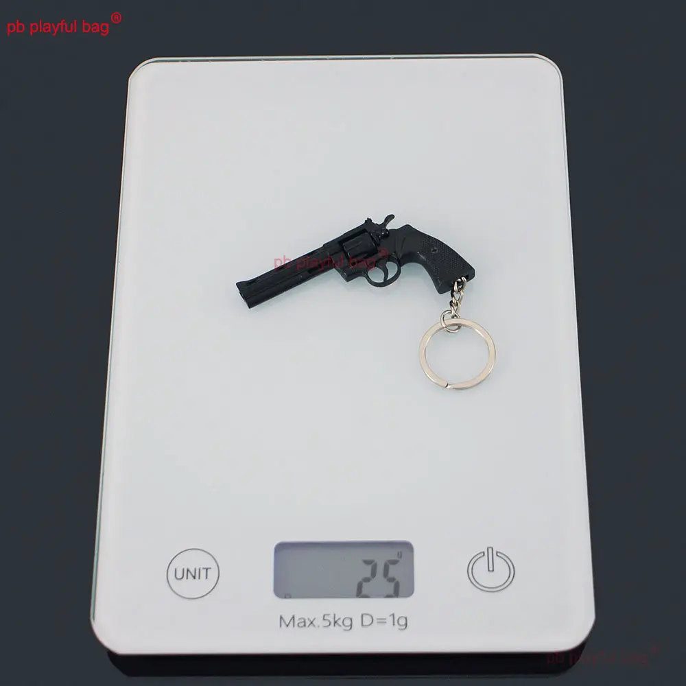 1: 3 Detachable Metal Mini Revolver Models Alloy Pendant Toy Keychain CS Game Weapon Model Action Figure Christmas Gifts ZG375