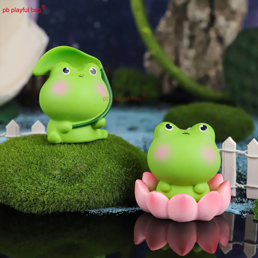 Frog Ornament Home Creative Gift Children's Cartoon Car Decoration Resin Handicrafts Action Figure Animal Model Toy ZG347
