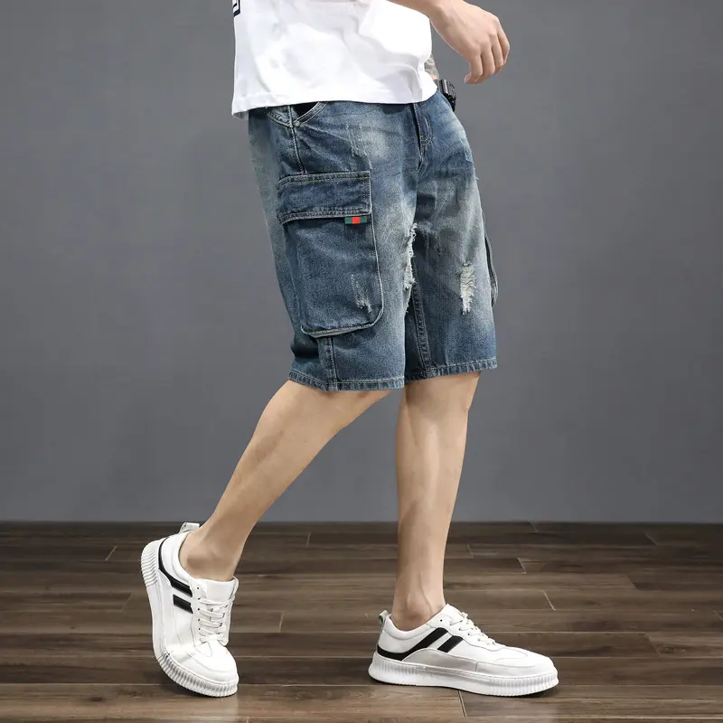 New Summer Men Retro Blue Denim Shorts Jeans Good Quality Male Cotton Straight Loose Shorts Fashion Ripped Knee Length Jeans 42
