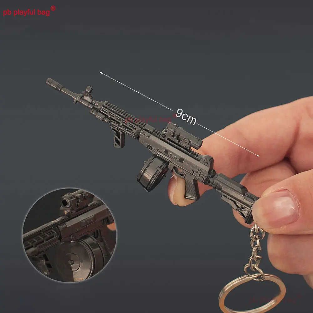 Mini 9cm T03 Rifle Metal Toy Gun Model Keychain Pendant Game Weapon Collect Decorative Action Figure Kids Christmas Gifts ZG396