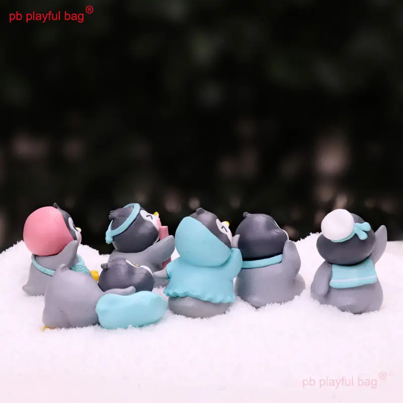 Micro Landscape DIY Action Figure Anime Cute Model Doll Little Penguin Kids Toy Gift Collect PVC Desktop Decorations HG263