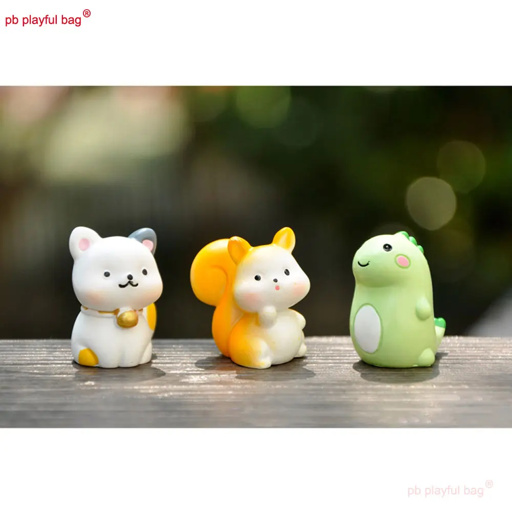 Cartoon Resin Mini Ornaments Animal Squirrel Cat Bear Rabbit Dinosaur Action Figure Simulation Model Toy Cute Kid Gift ZG278