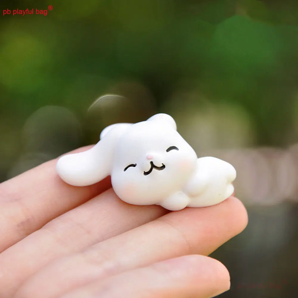 Cartoon Resin Mini Ornaments Animal Squirrel Cat Bear Rabbit Dinosaur Action Figure Simulation Model Toy Cute Kid Gift ZG278