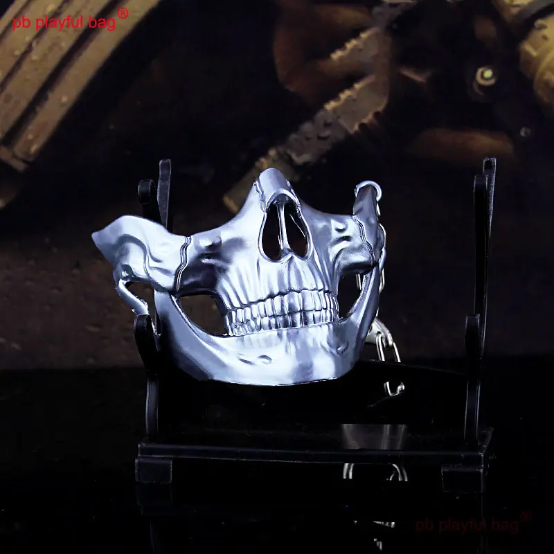 5.5cm Mini Skeleton Mask Keychain Metal Pendant Model Action Figures Game Props Kids Toy Decorations Creative Gifts ZG194