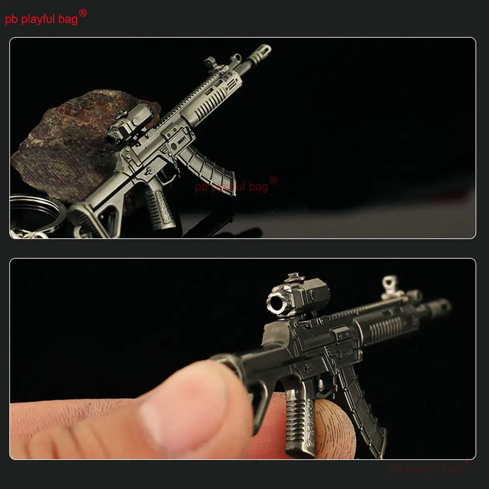 9cm Mini QBZ191 Rifle Toy Model Alloy Keychain Pendant Jewelry Metal Toy Gun Weapon Model Action Figure CS Game Equipment ZG326