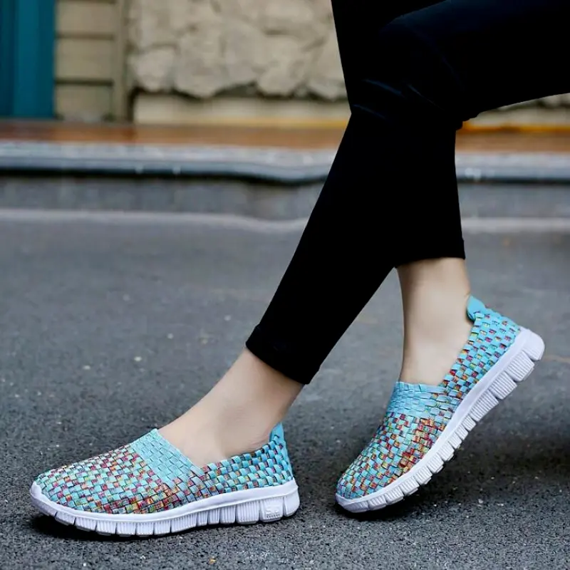 2023 New Weave Shoes Women Sneakers Ladies Female Casual Shoes Style Girls Sneakers Woman Breathable Walking Shoes
