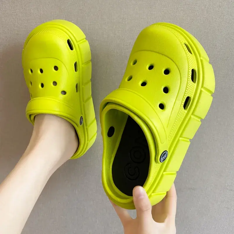 XIHAHA Fashion Summer Super Thick Bottom Women Garden White Chunky Platform Shoes Slippers with Holes Girls Beach Slides Sandals