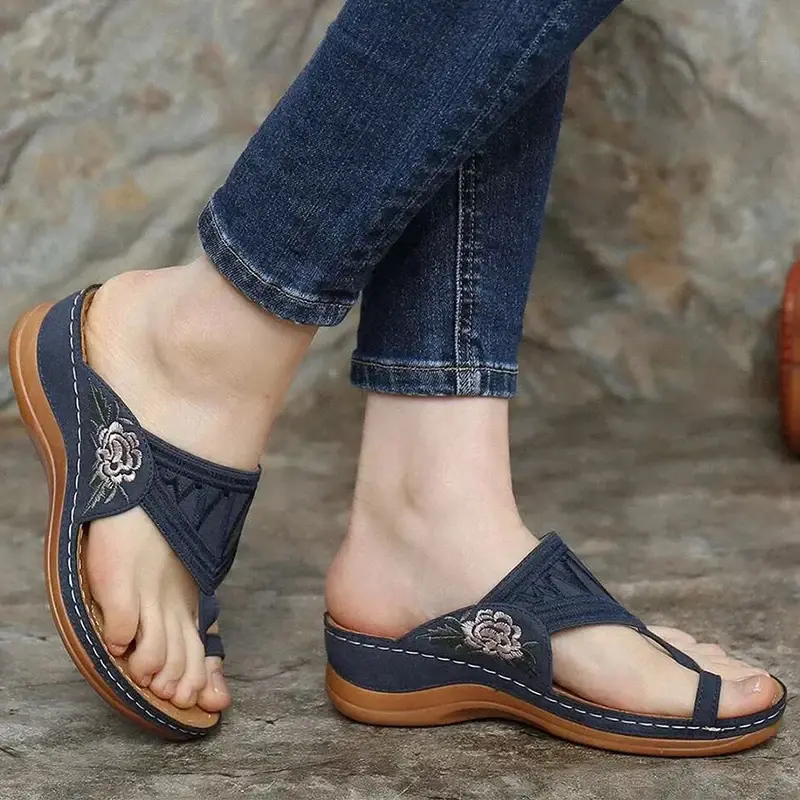 XIHAHA Summer Women Clip Toe Slippers Flower Embroidery Flip Flops Casual Beach Sandals Ladies Wedges Shoes Woman Shoes for