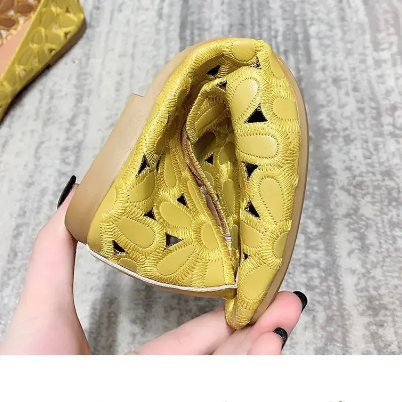 XIHAHA Fashion Cheap Square Toe Loafers Women Soft Leather Flats Ladies Hollow Out Flat Shoes Woman Flats Embroidery Loafers