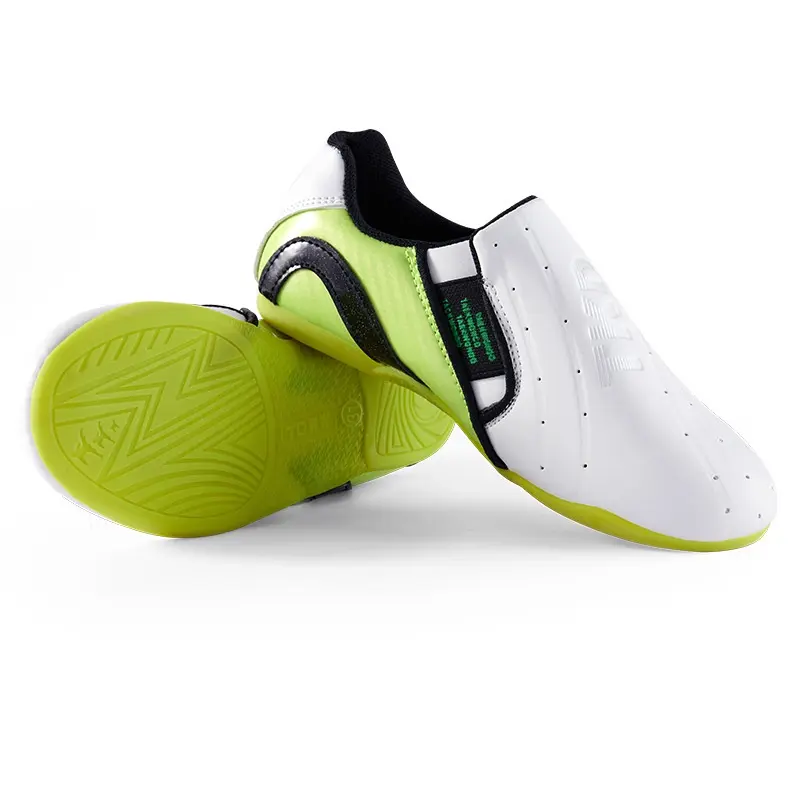 New Sport Shoes Children Taekwondo Shoe Men Wrestling Sneaker Women Breathable Karate Kung Fu Martial Art TaiChi Shoes Soft Sole
