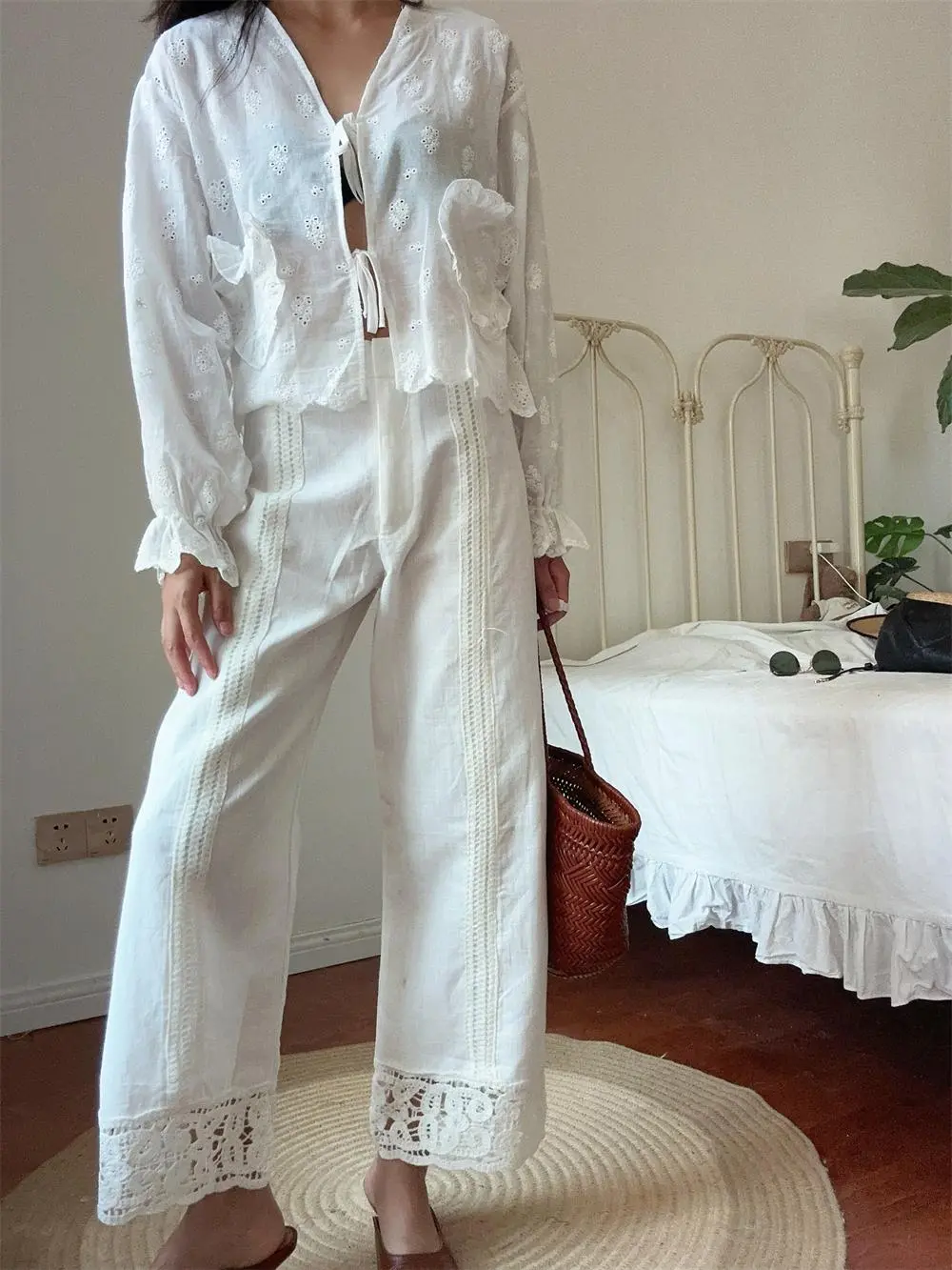 Women's French Commuting Relaxation Loose Casual Embroidered Wide Leg Pants Cotton Hemp White Long Pants