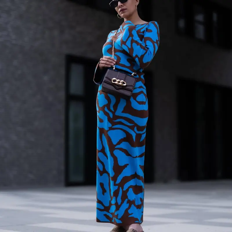 Autumn and Winter Women's Round Neck Flare Sleeve Vertical Sesame Bottom Jacquard Slim Fit Long Dress