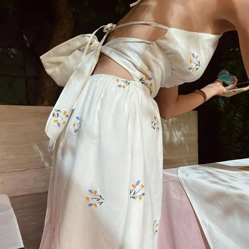 Women's Summer Sleeveless Cotton Hemp Halter Neck Dress Daisy Embroidery Backless Lace Up Long Dress