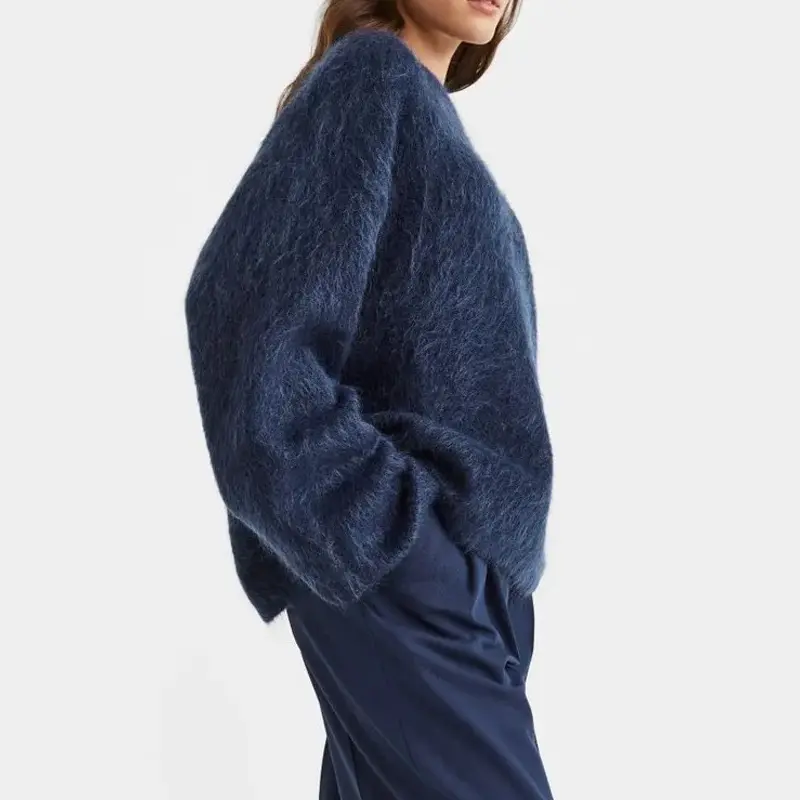Autumn and Winter Women's Loose and Lazy Silhouette Round Neck Solid Color Long Velvet Sweater Knitted Top
