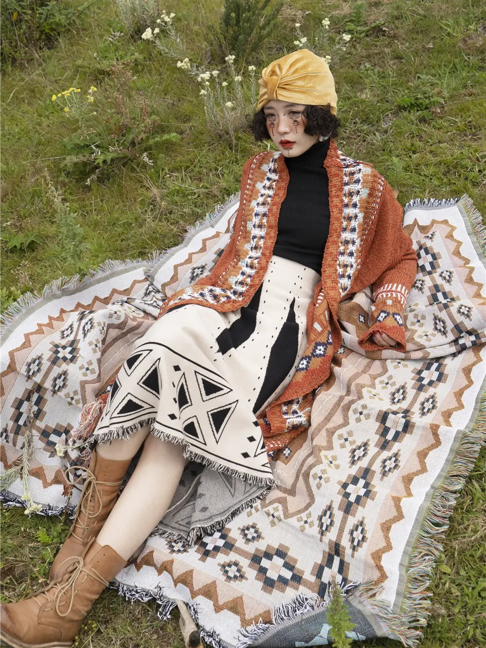 Autumn and Winter Bohemian Women Retro Fringed Cardigan National Wind Mid-length Sweater Loose Knit Jacket