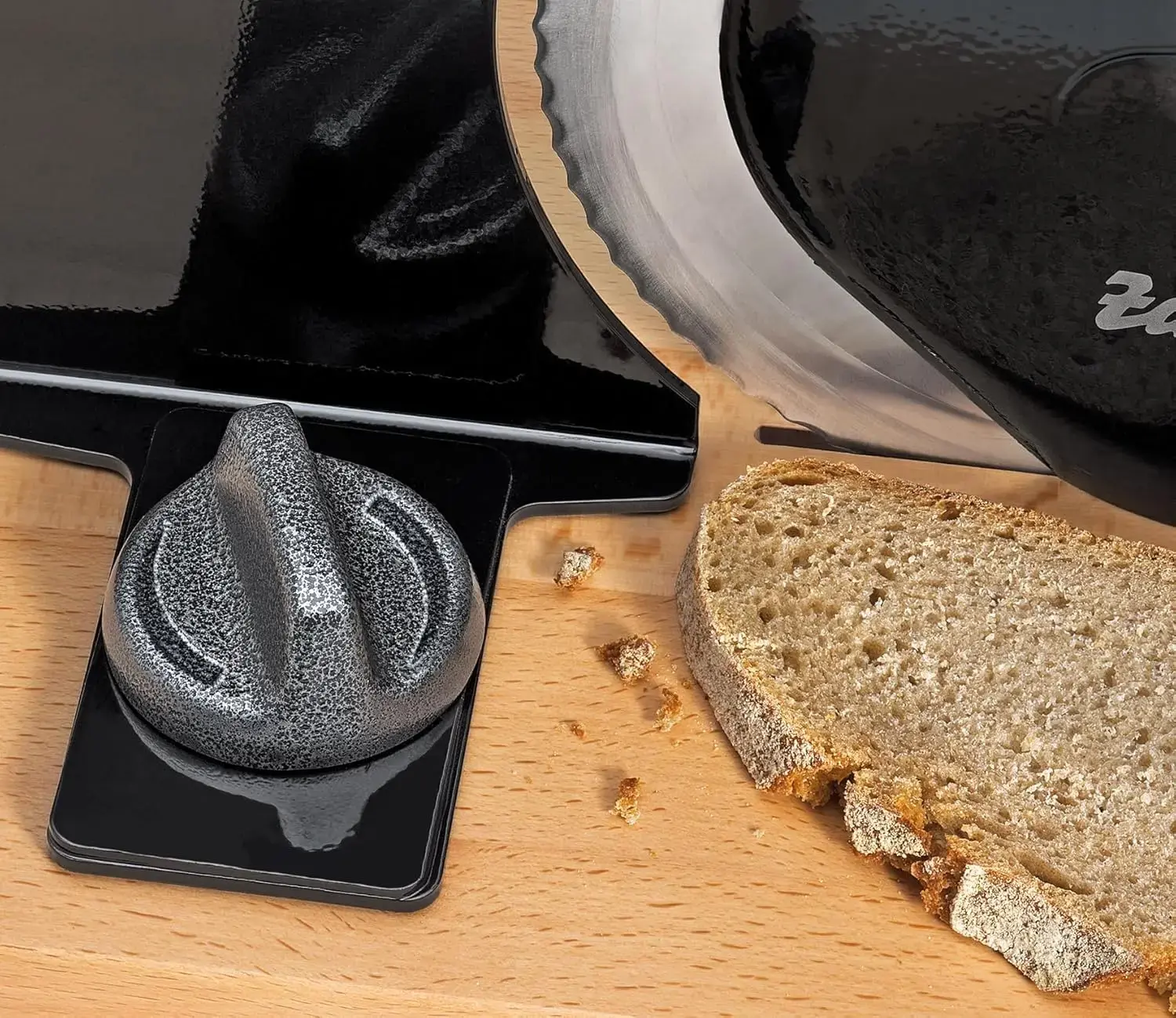 Zassenhaus Manual Bread Slicer, Classic Hand Crank Home Bread Slicer (Black) 11.75 Inch by 8 Inch