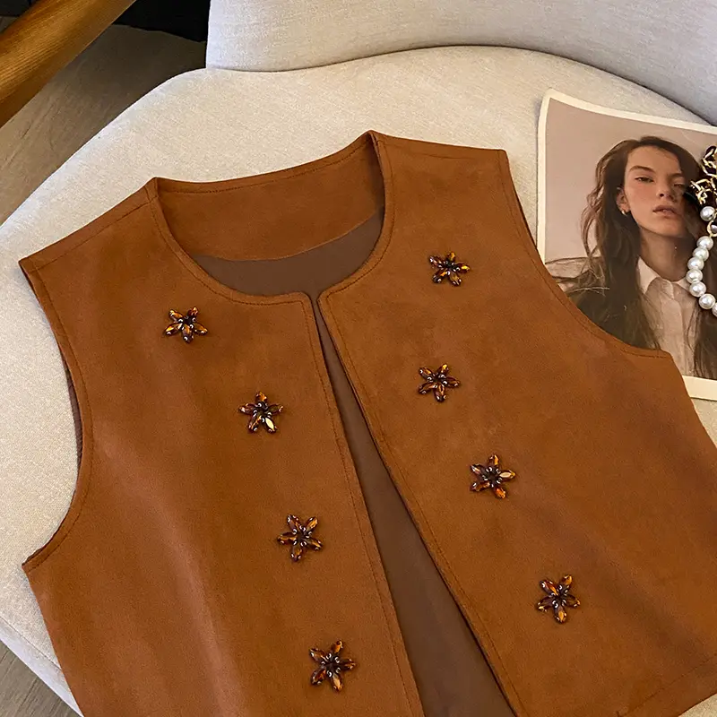 French Retro Brown Suede V-neck Flower Nail Bead Vest Women's Slimming Short Vest