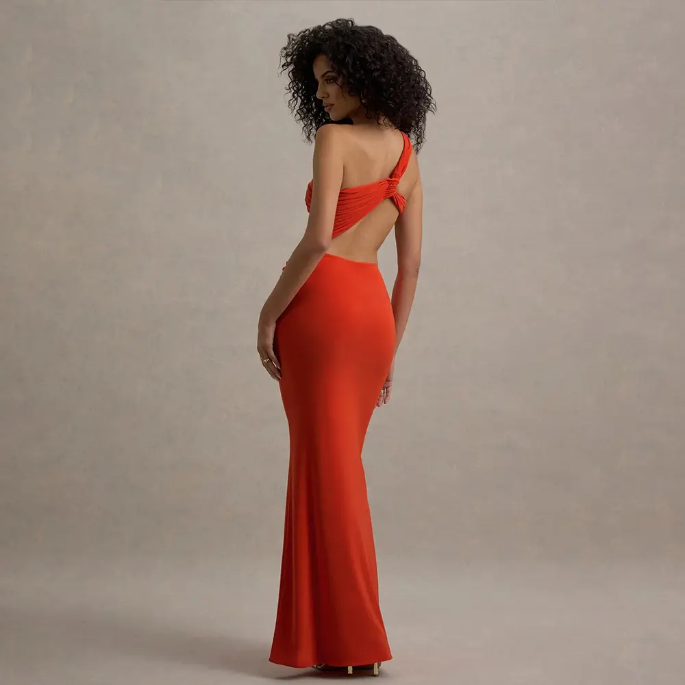 Summer Sexy One Shoulder Backless Strapless Dress Fashionable Solid Color Strap Pleated Long Skirt
