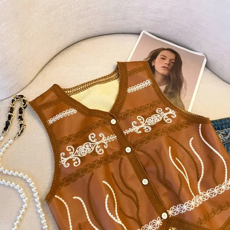 Brown Bohemian Embroidered Leather Vest Women's Vintage Travel Outfit
