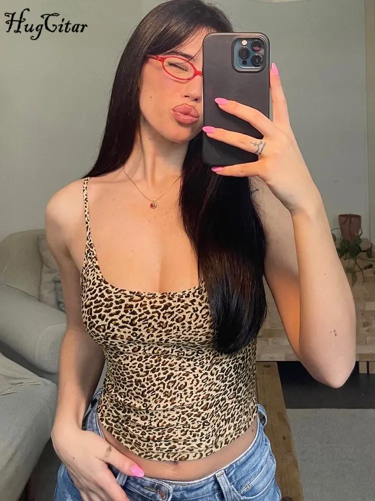 Hugcitar Leopard Print Sleeveless Slips Sexy Slim Crop Camis Top 2024 Summer Women Fashion Outfits Streetwear Party Beach Y2K