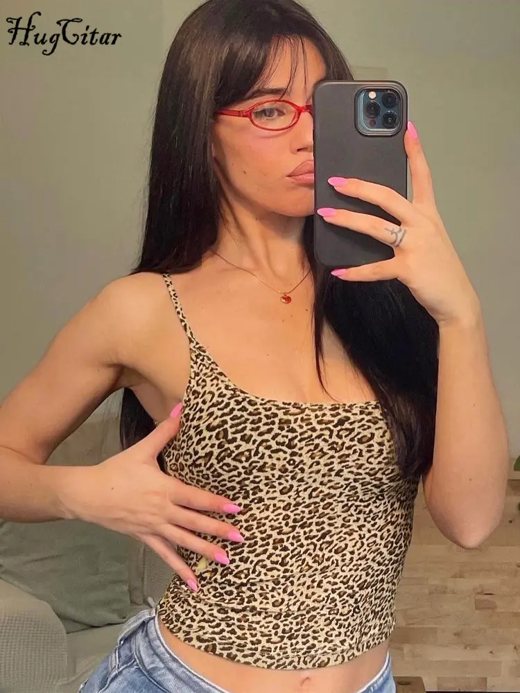 Hugcitar Leopard Print Sleeveless Slips Sexy Slim Crop Camis Top 2024 Summer Women Fashion Outfits Streetwear Party Beach Y2K