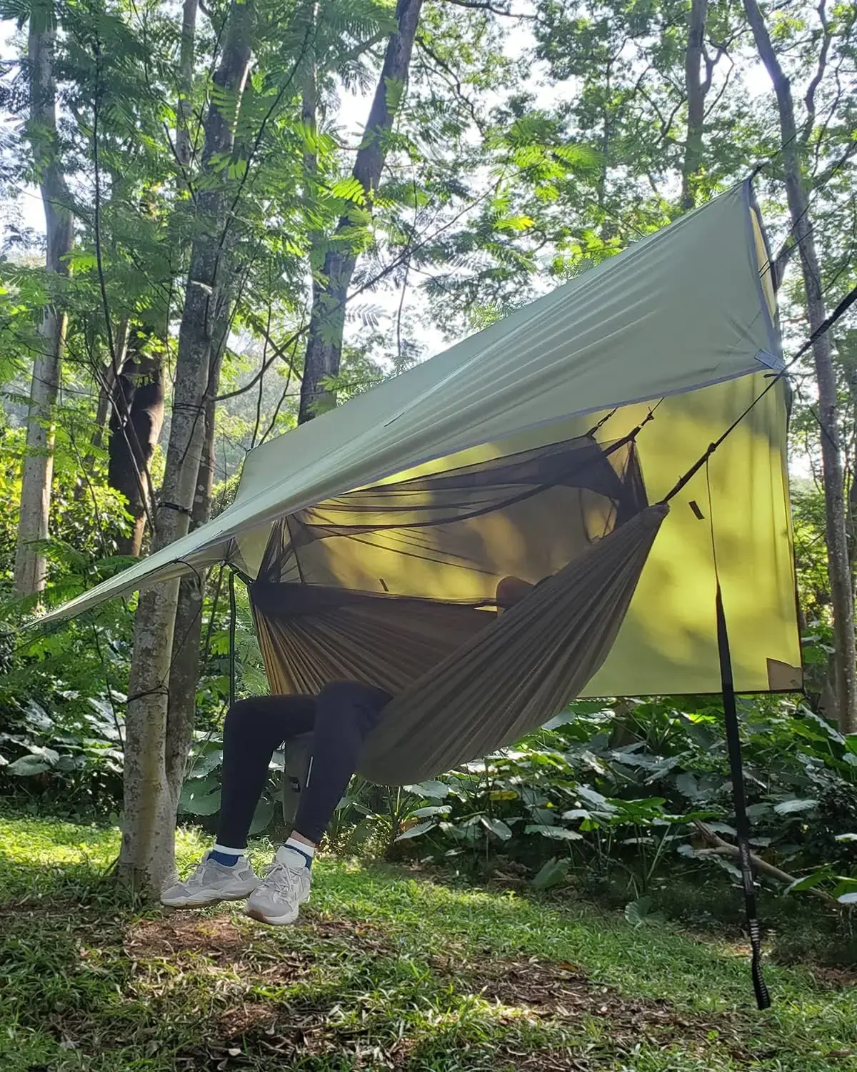 Portable Single & Double Hammock with Net, 2 Person Hammock Tent with 2 * 10ft Straps, Best for Outdoor Hiking Survival Travel
