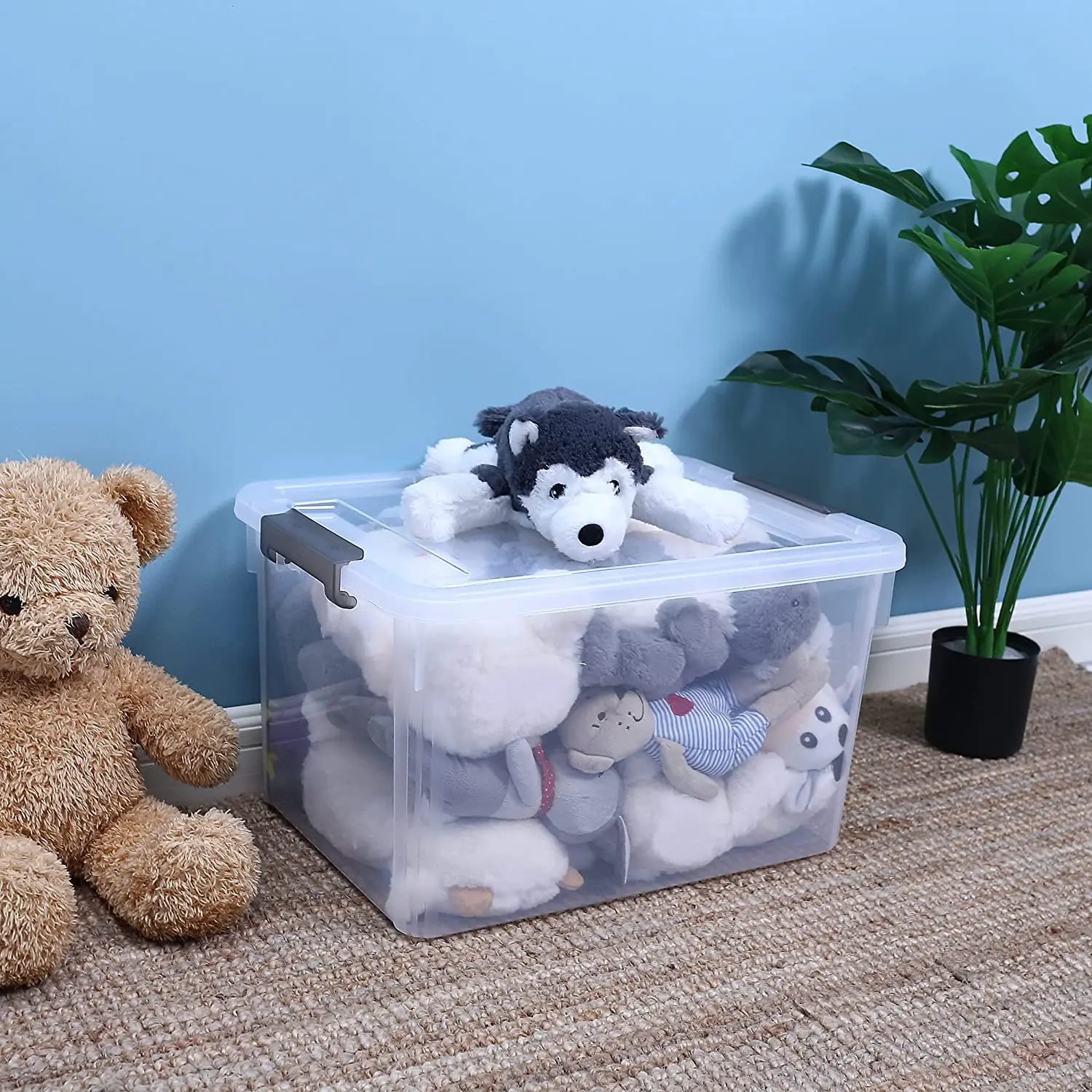 32 Qt Clear Storage Bins with Lids Plastic Stackable Storage Containers 4 Packs