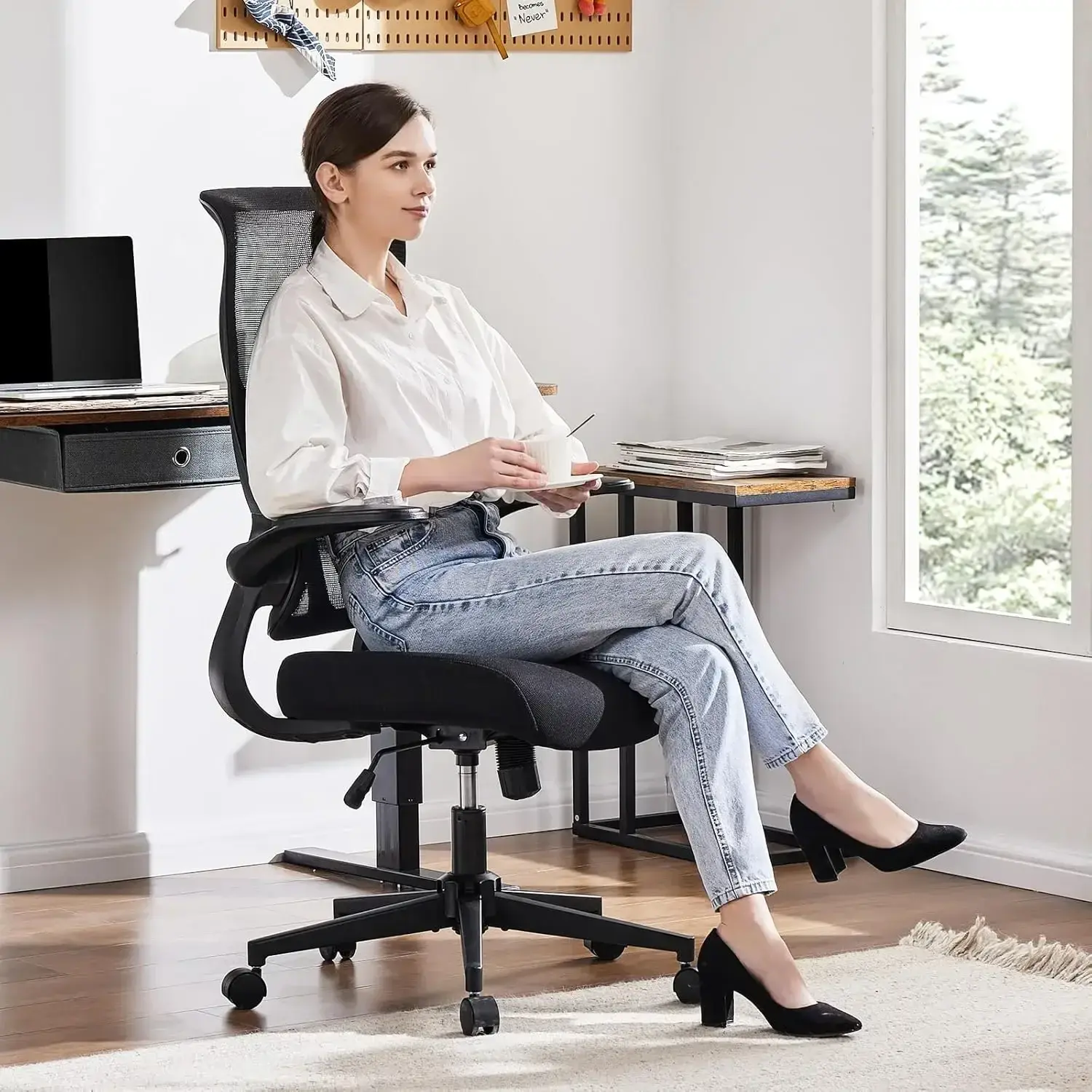 Ergonomic Office Desk Computer Chair, Comfy High Back Swivel Rolling Home Mesh Gaming Chairs with Wheels