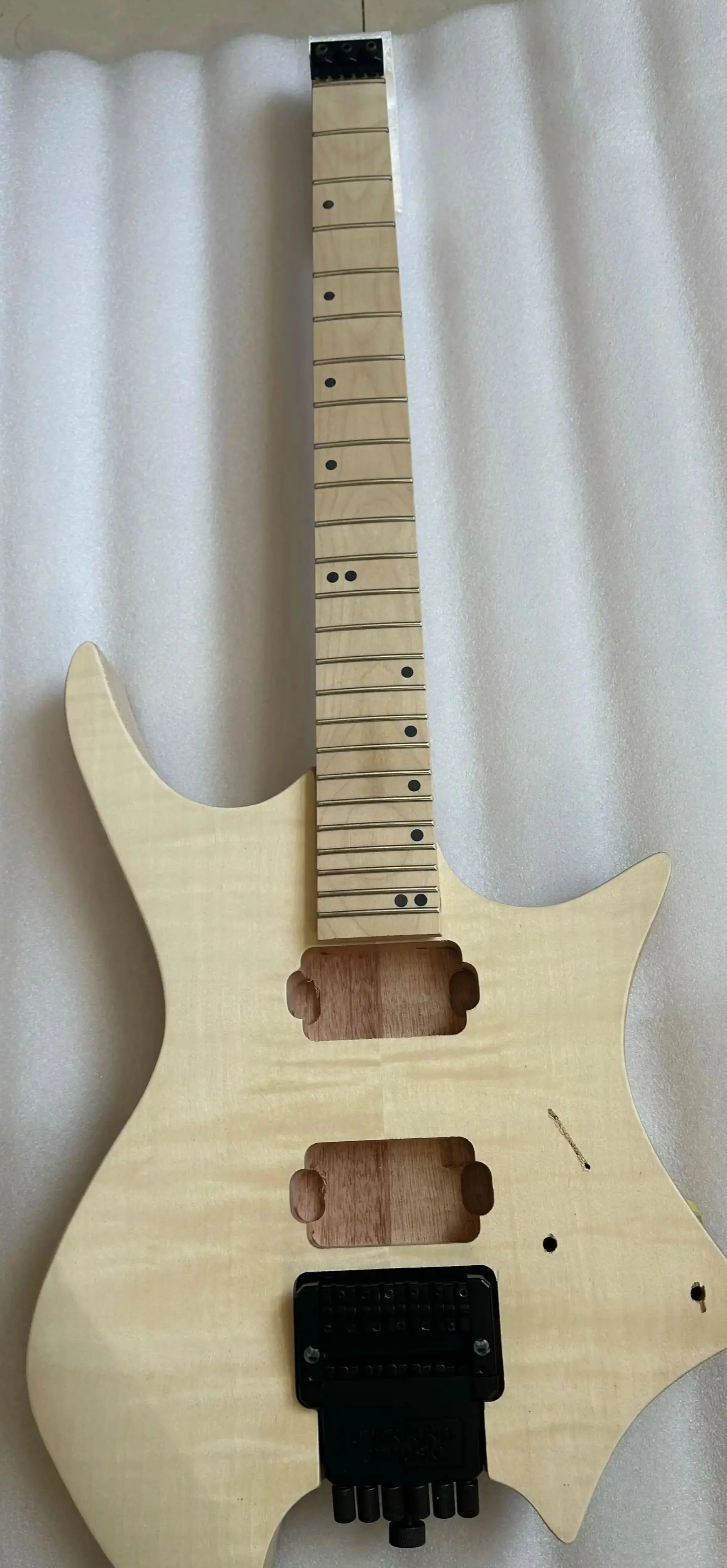 324