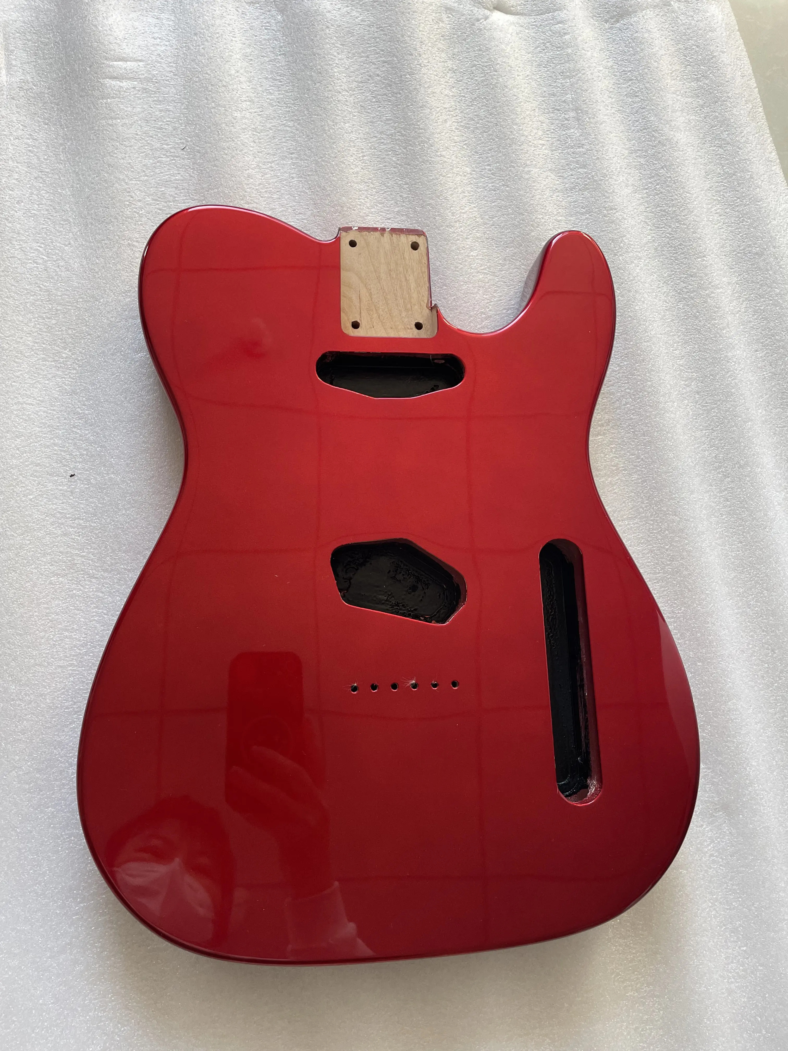 Alder Wood Guitar Body Gloss Finished, Handmade Orange Color, Custom Eectric Guitar Barrel Replacement, High Quality, 5.56cm