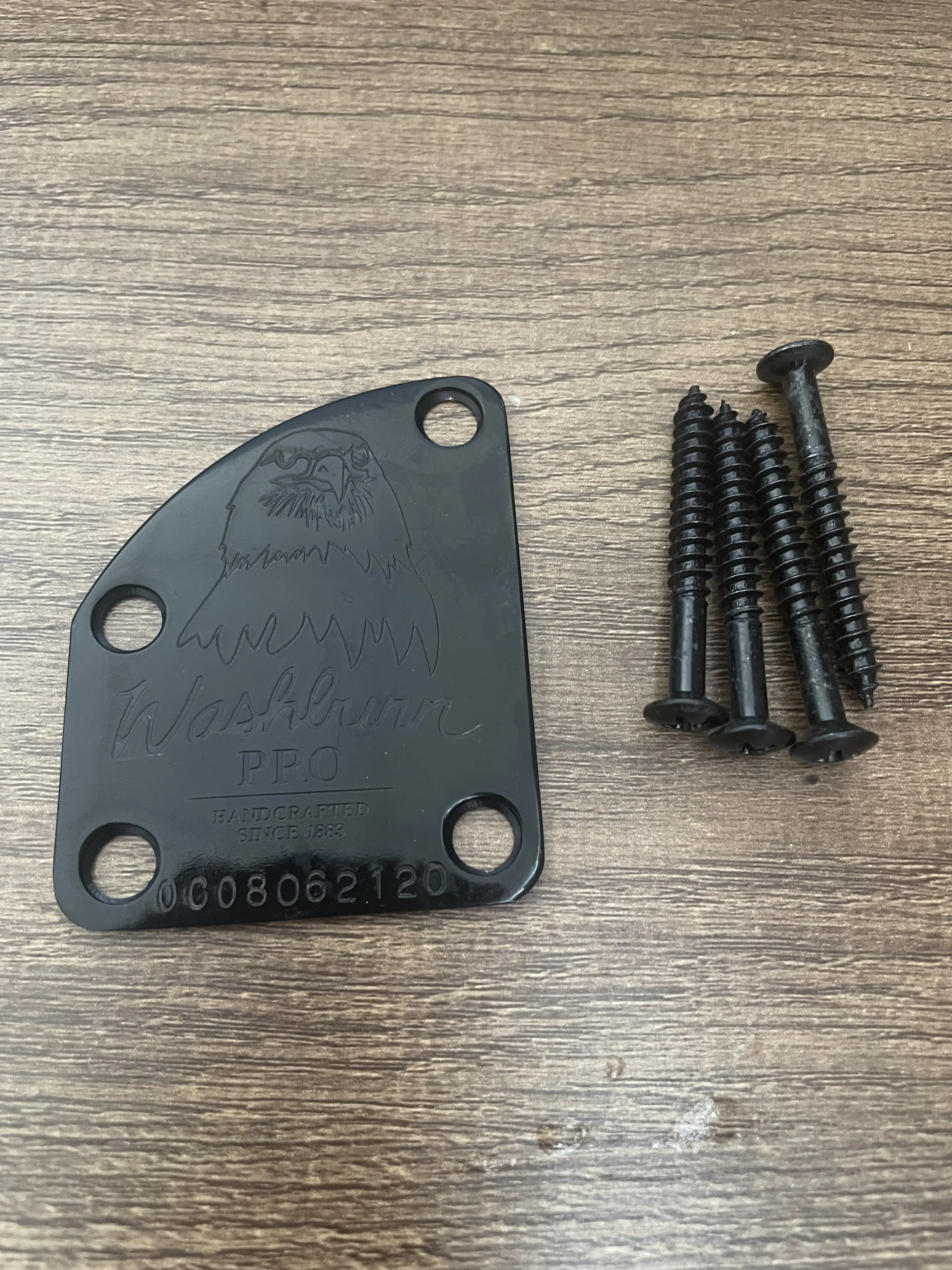 Rare Electric Guitar Neck Plate Curved Cutaway Semi Round Asymmetry Neck Joint Metal Back Mounting Plate 4 Holes with Screws