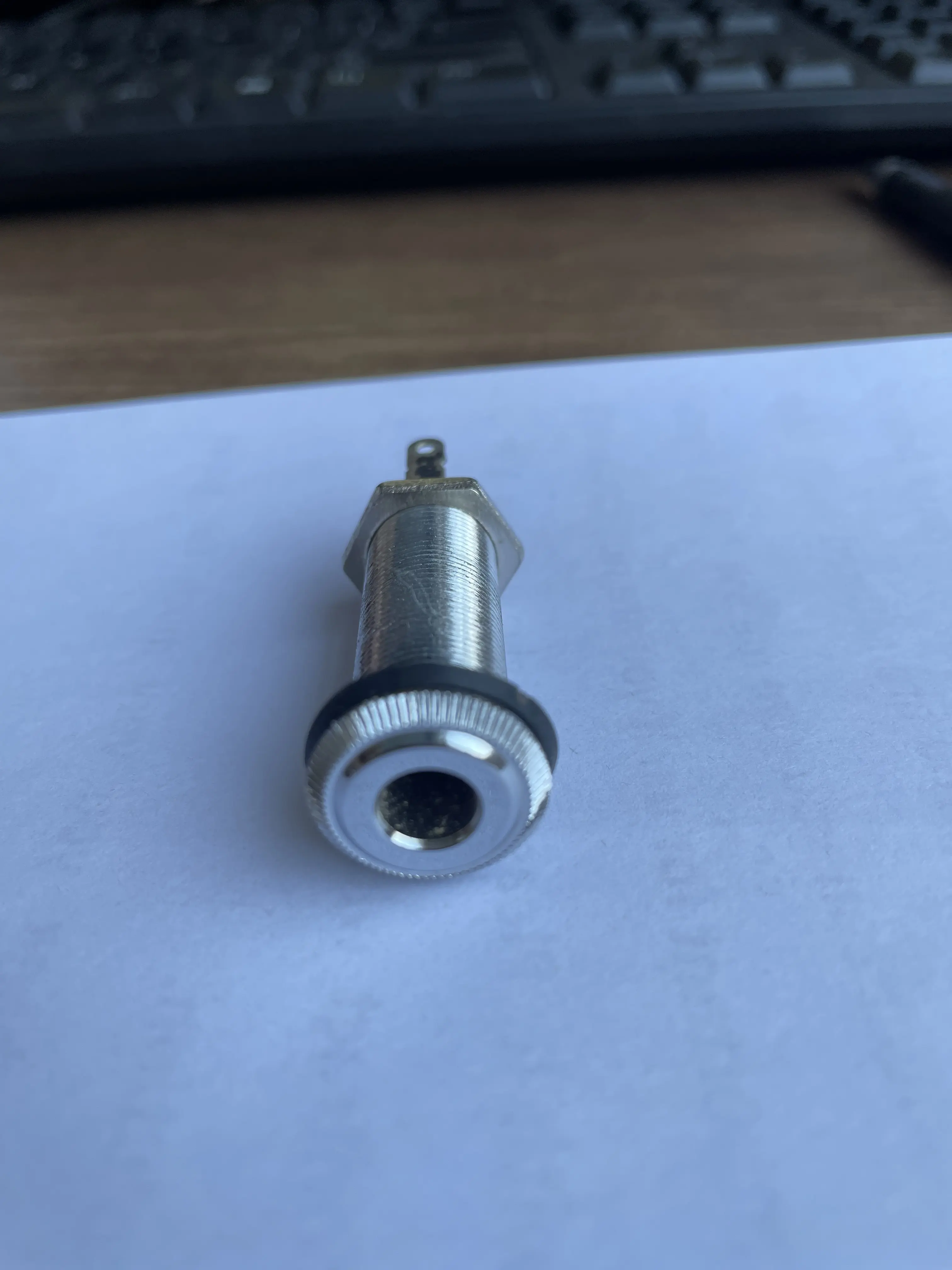 One pcs Guitar or Bass Barrel Input Jack DIY Replacement, Chrome,Threaded Cylinder Output Input Guitar Bass Jack Plug Socket
