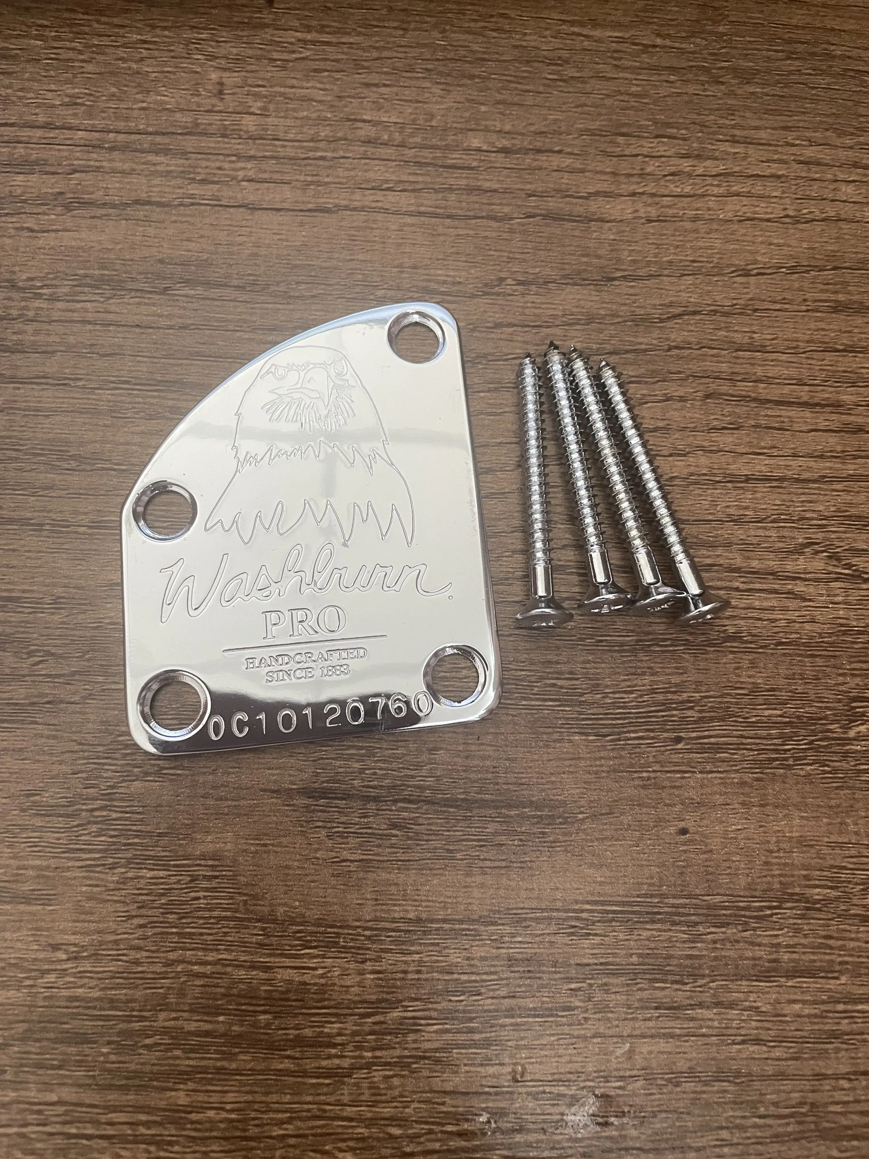 Rare Electric Guitar Neck Plate Curved Cutaway Semi Round Asymmetry Neck Joint Metal Back Mounting Plate 4 Holes with Screws