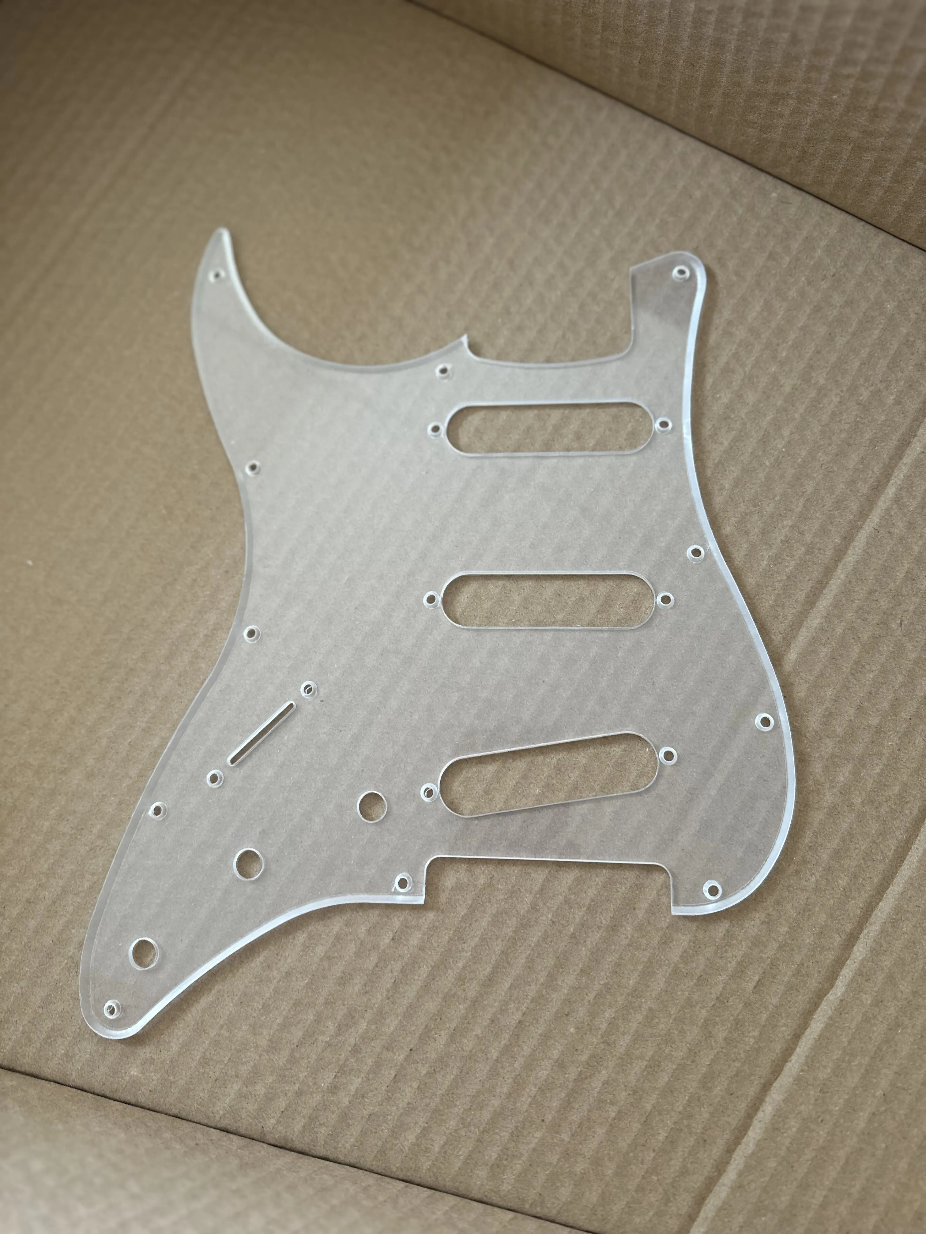Electric Guitar Pickguard Transparent Arylic for Standard 11 Holes 3 Ply SSS St Scratch Plate Guitar Pick Guard with Srews