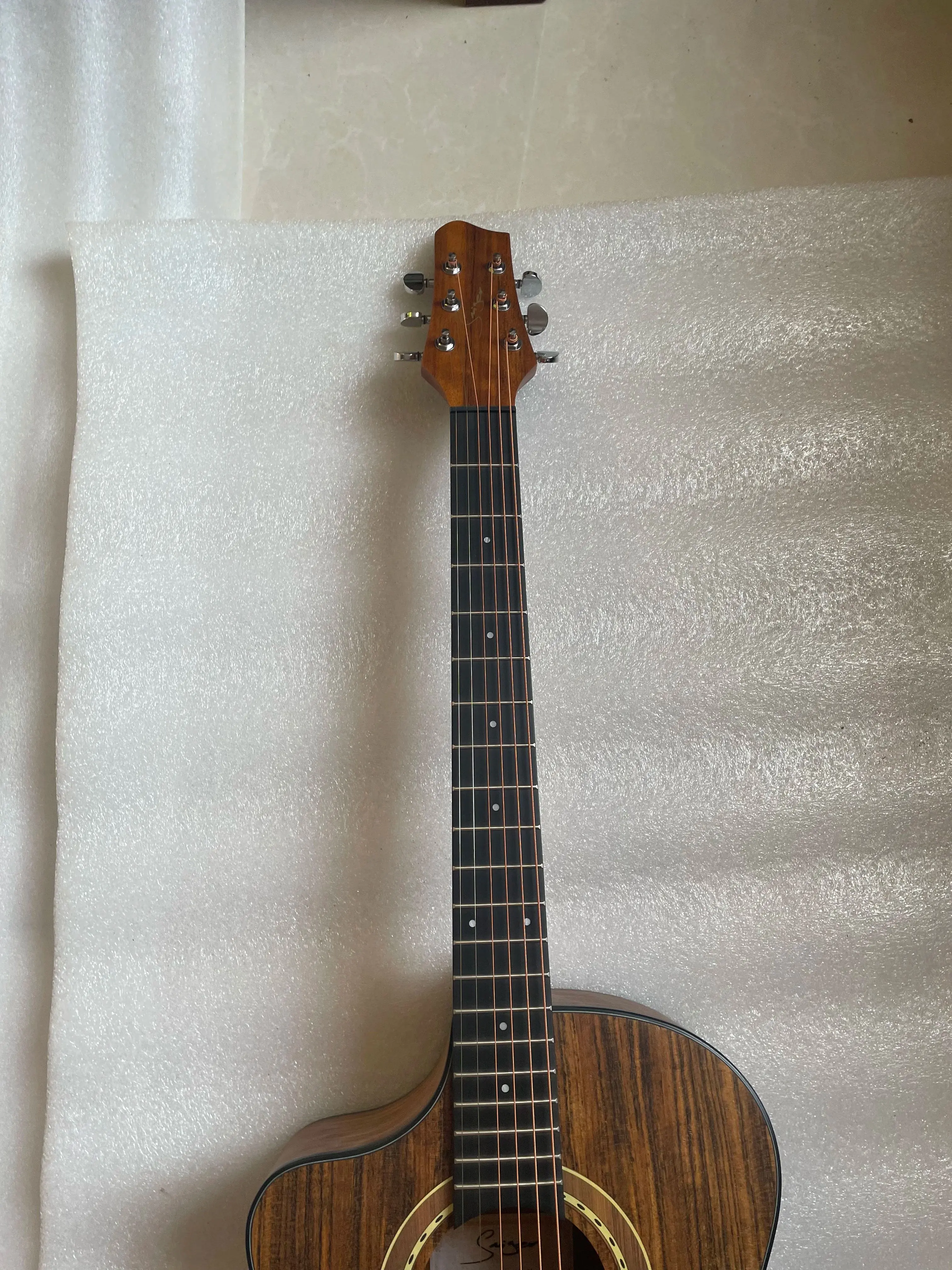 Left Hand 6 String Electric Classical Guitar 41 Inch High Quality Matte Classic Guitar Add EQ Acoustic Guitar Beautiful Voice