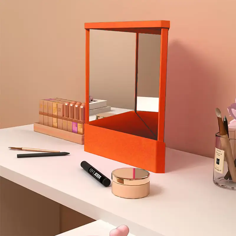 The mirror is reversed and restored. The mirror is reversed left and right. The real mirror is reversed. The mirror is restored
