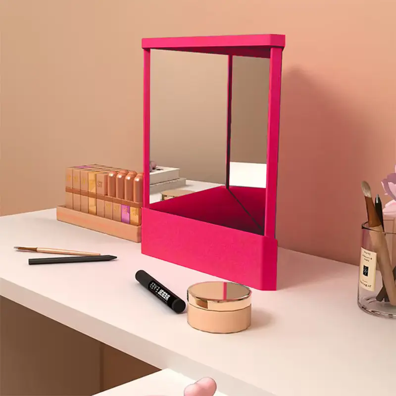 The mirror is reversed and restored. The mirror is reversed left and right. The real mirror is reversed. The mirror is restored