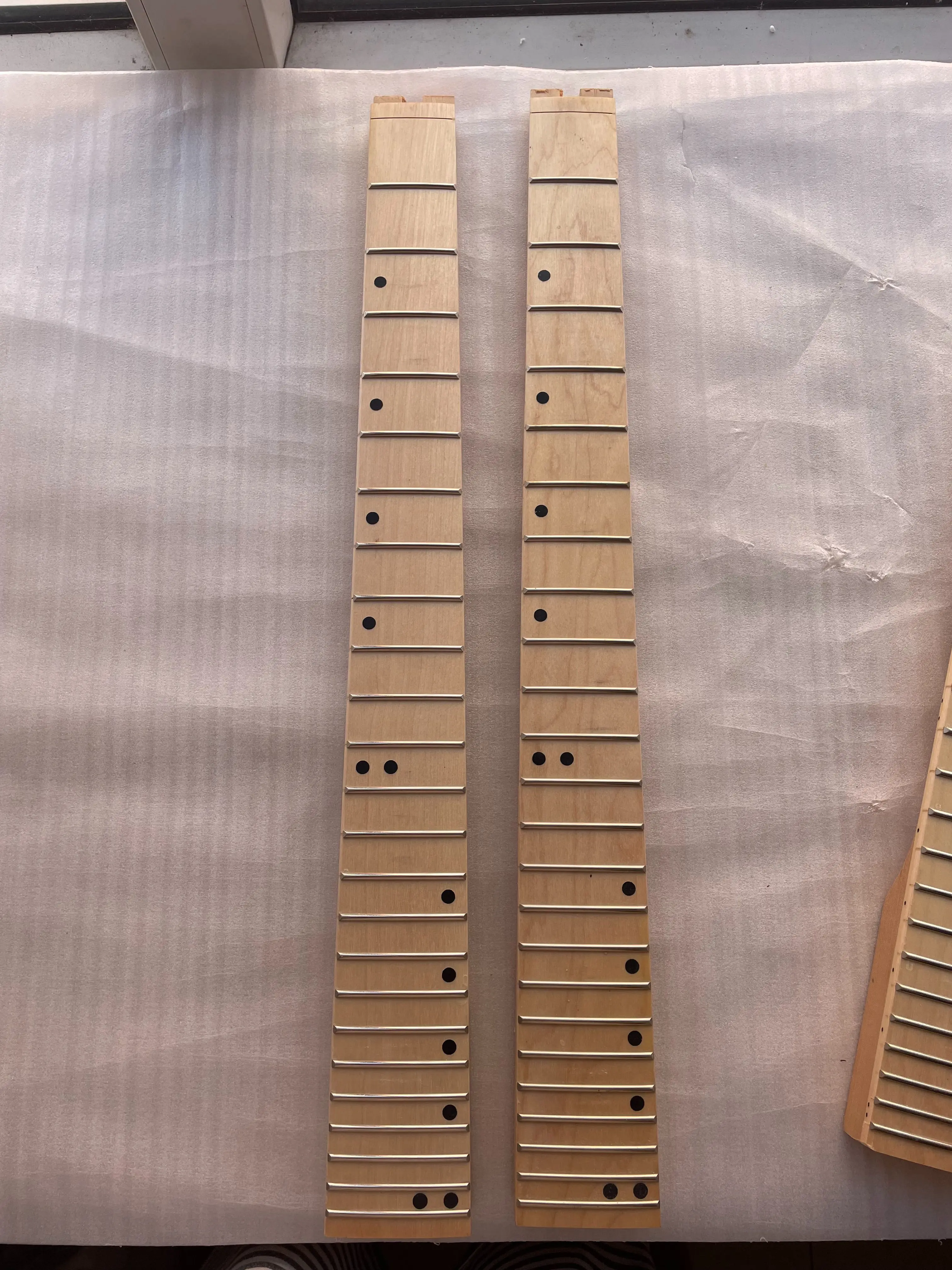 1 Pcs Newest Headless 24 Fret Guitar Neck Guitar Maple Fingerboard Neck Solid for Travel Guitar Real Pictures Free