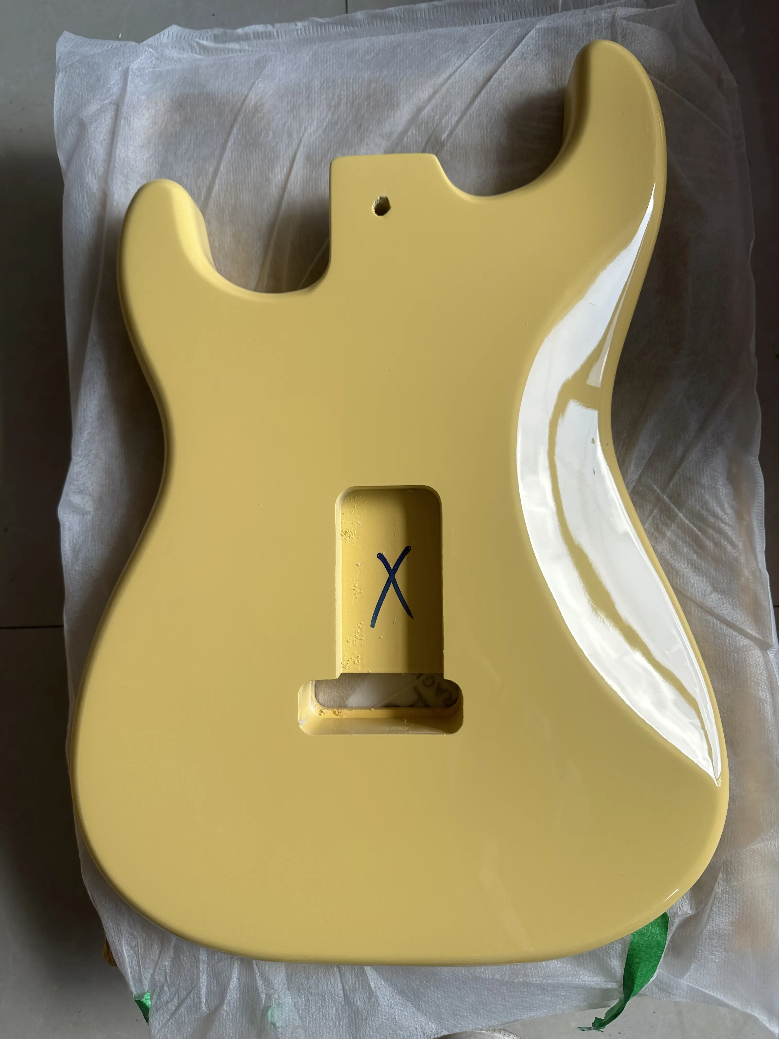Customized High Quality ST Electric Guitar Body Unfinished Polar Blank Guitarra Barrel Replacement Luthier DIY Part 5.7cm Wide
