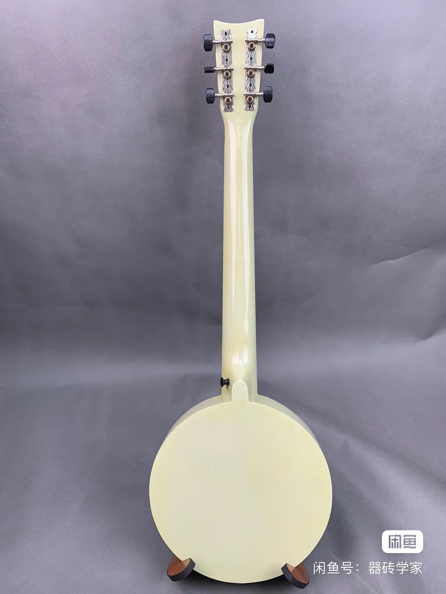 Stock Defective Customized Unique Football Shape 6 String Acoustic Guitar 32 Inch Folk Guitar Travel Vintage Mini Guitarra
