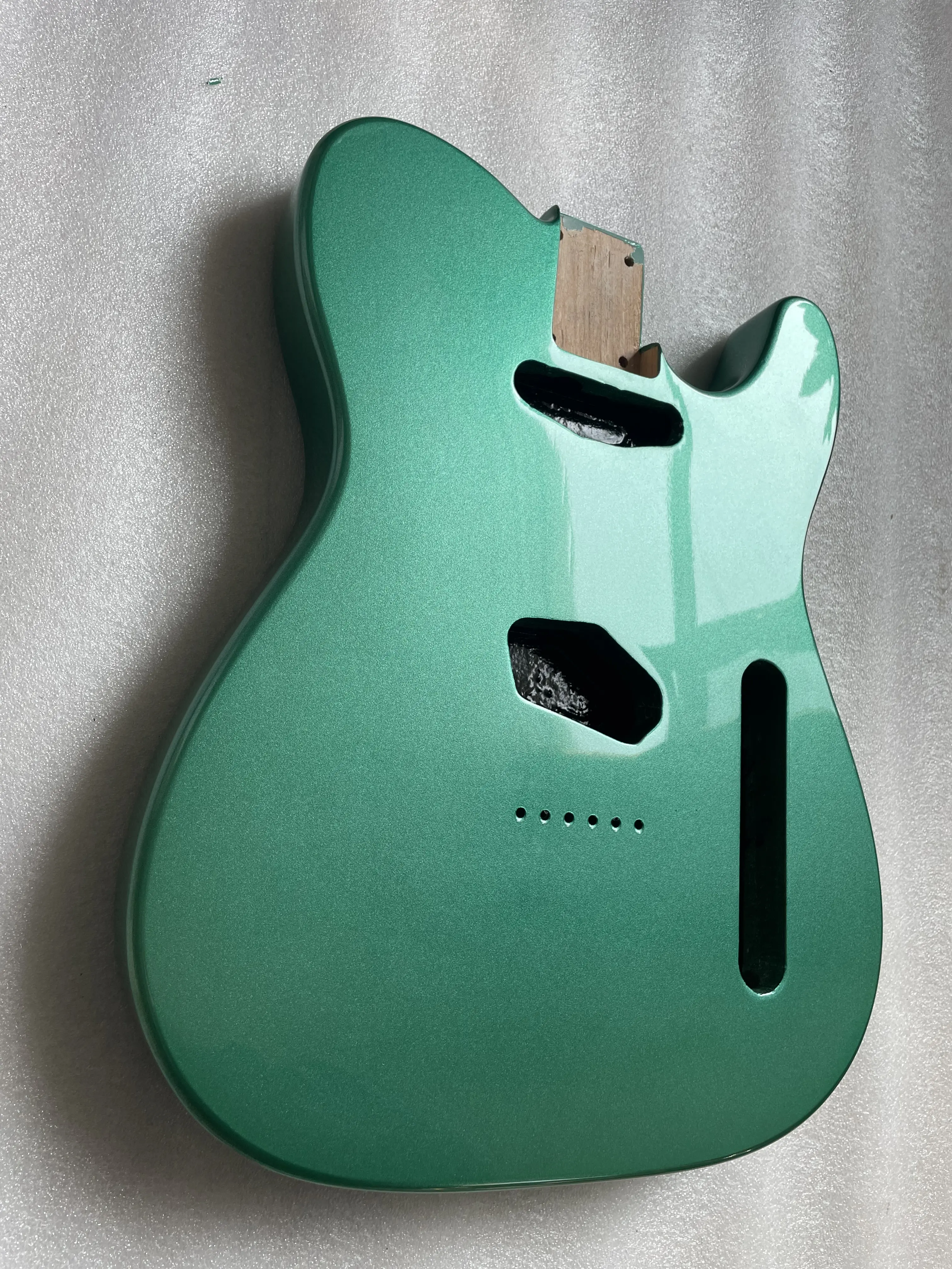High Gloss Finished Guitar Body, Rare Color, DIY Upgrade, Alder Wood, T and L Style, Metal Green, 5.56cm Width, New