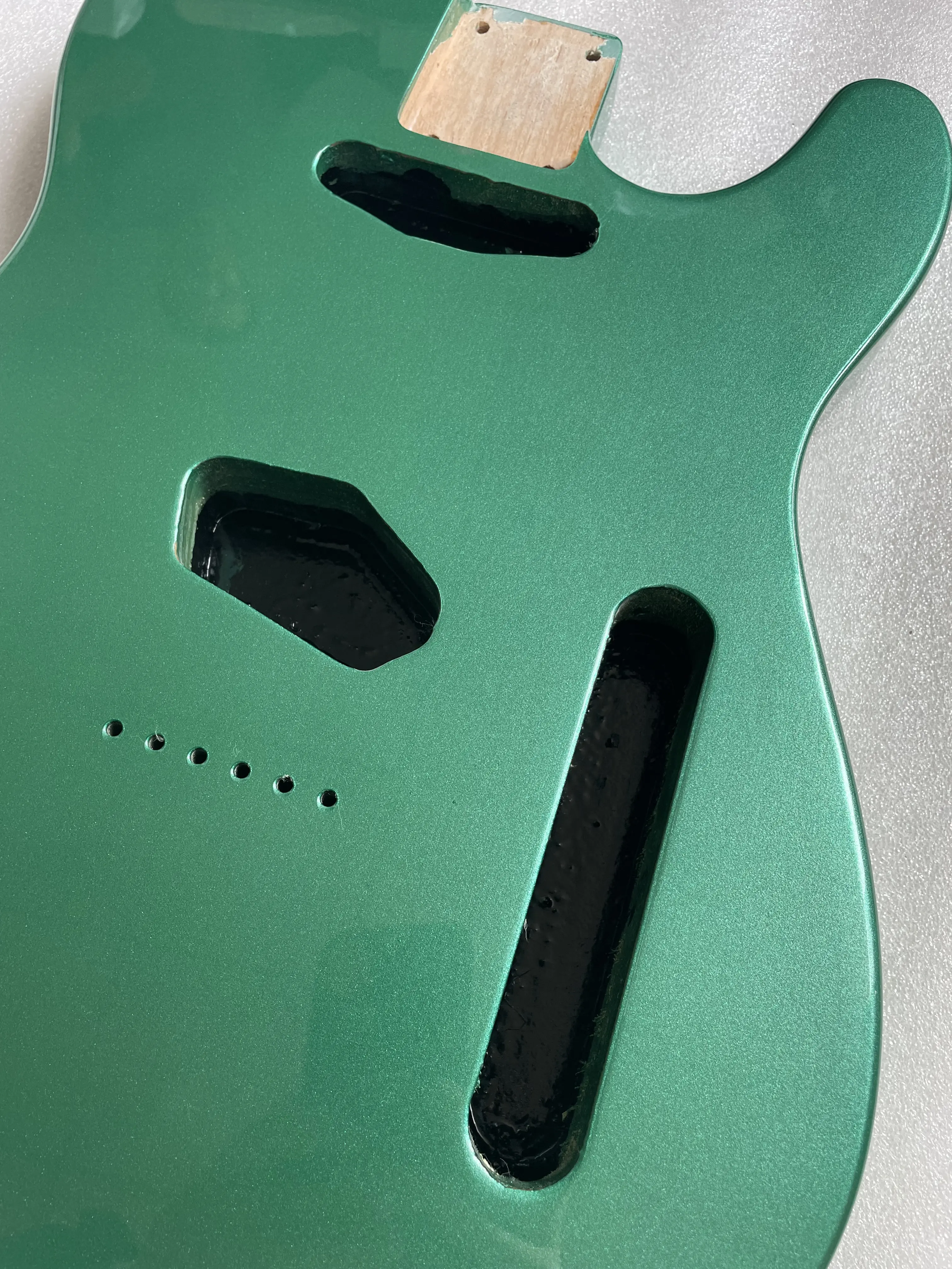 High Gloss Finished Guitar Body, Rare Color, DIY Upgrade, Alder Wood, T and L Style, Metal Green, 5.56cm Width, New