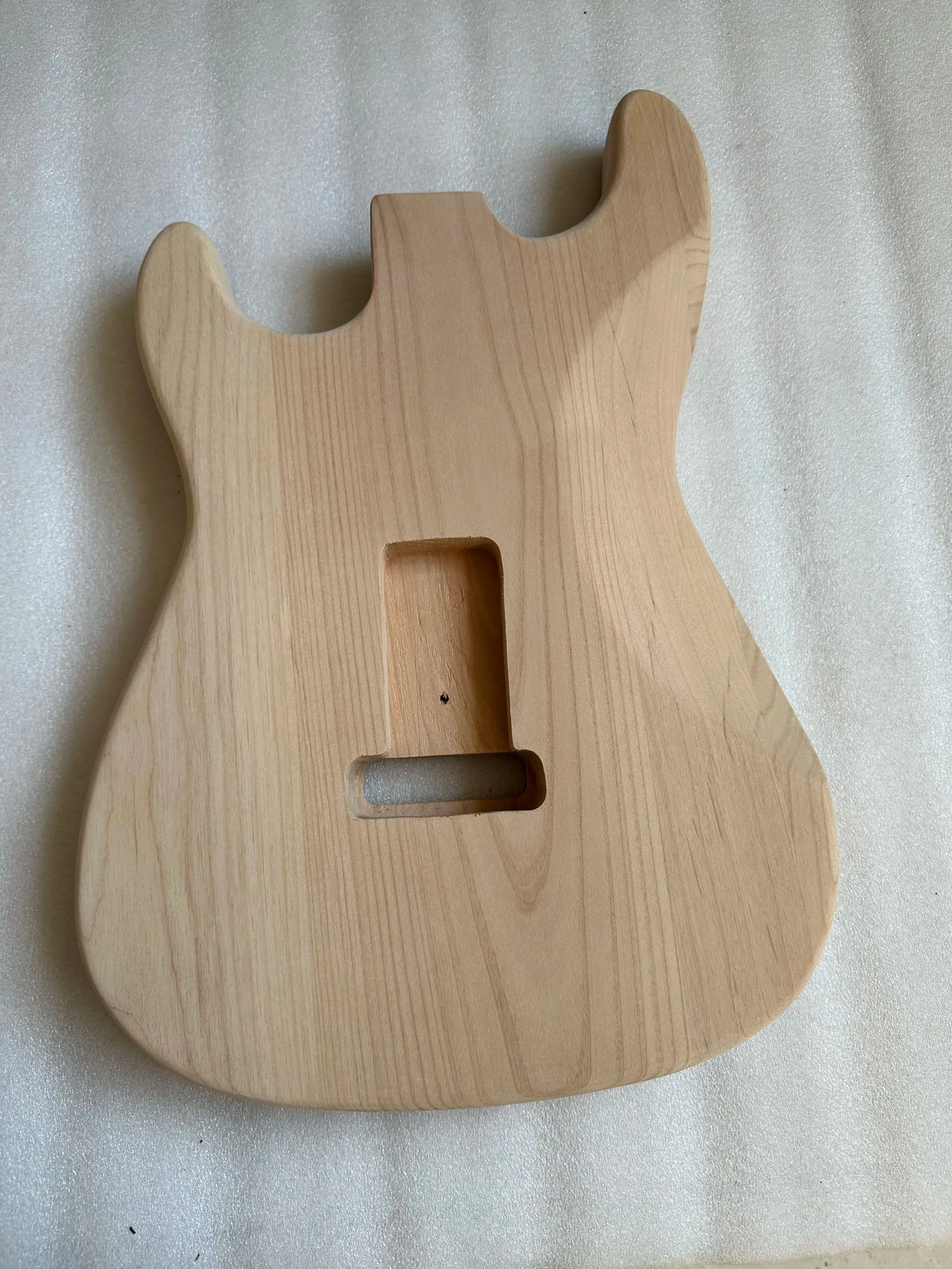 Unfinished Alder Wood ST Guitar Body HSH Can Be for SSS SSH Electric Guitar Building DIY Parts High Quality