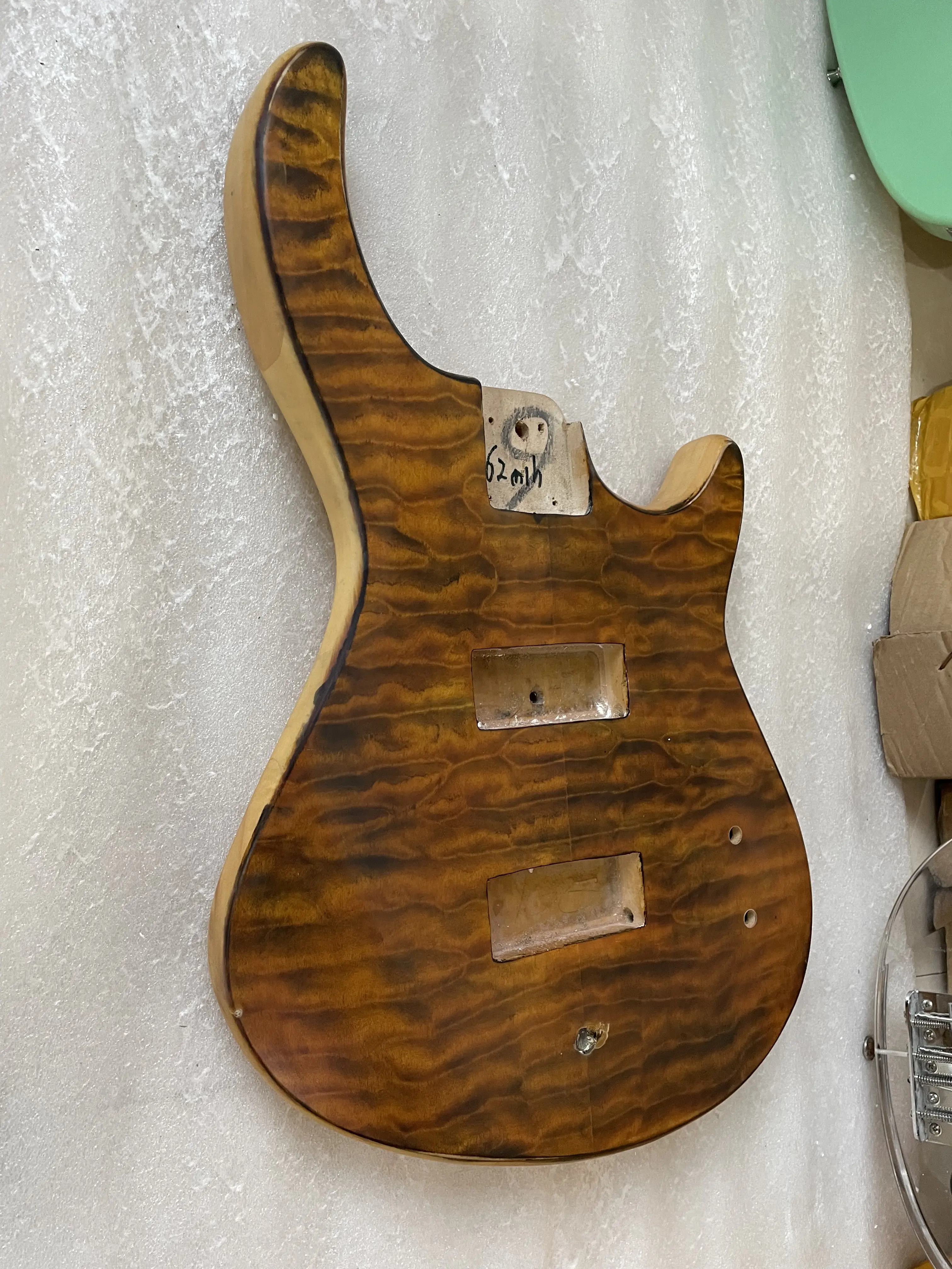 Custom Basswood Bass Guitar Body, 4 Strings, Finished, PJ Style, Costomized Beautiful Pattern Paint, DIY, Stock