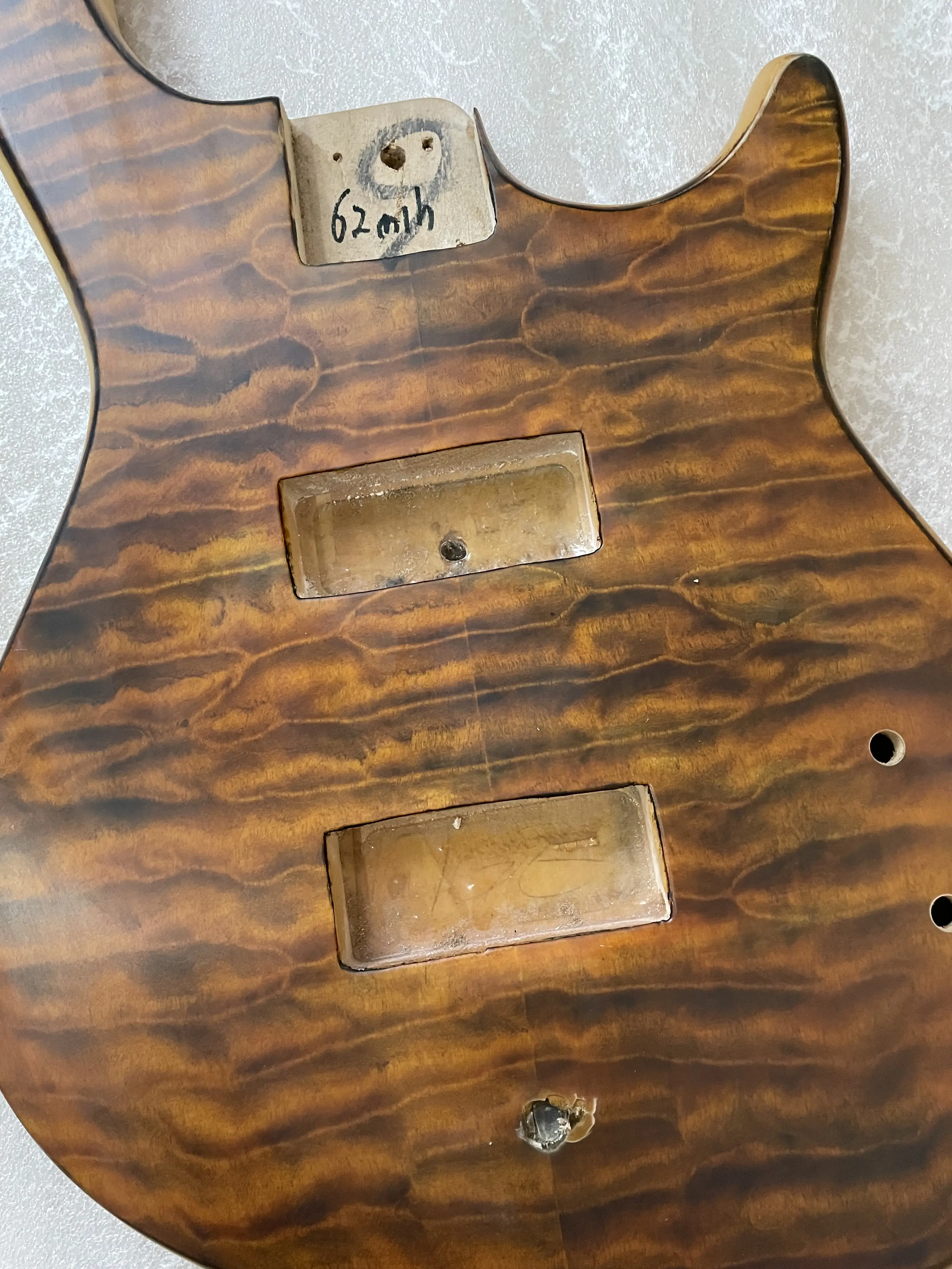 Custom Basswood Bass Guitar Body, 4 Strings, Finished, PJ Style, Costomized Beautiful Pattern Paint, DIY, Stock