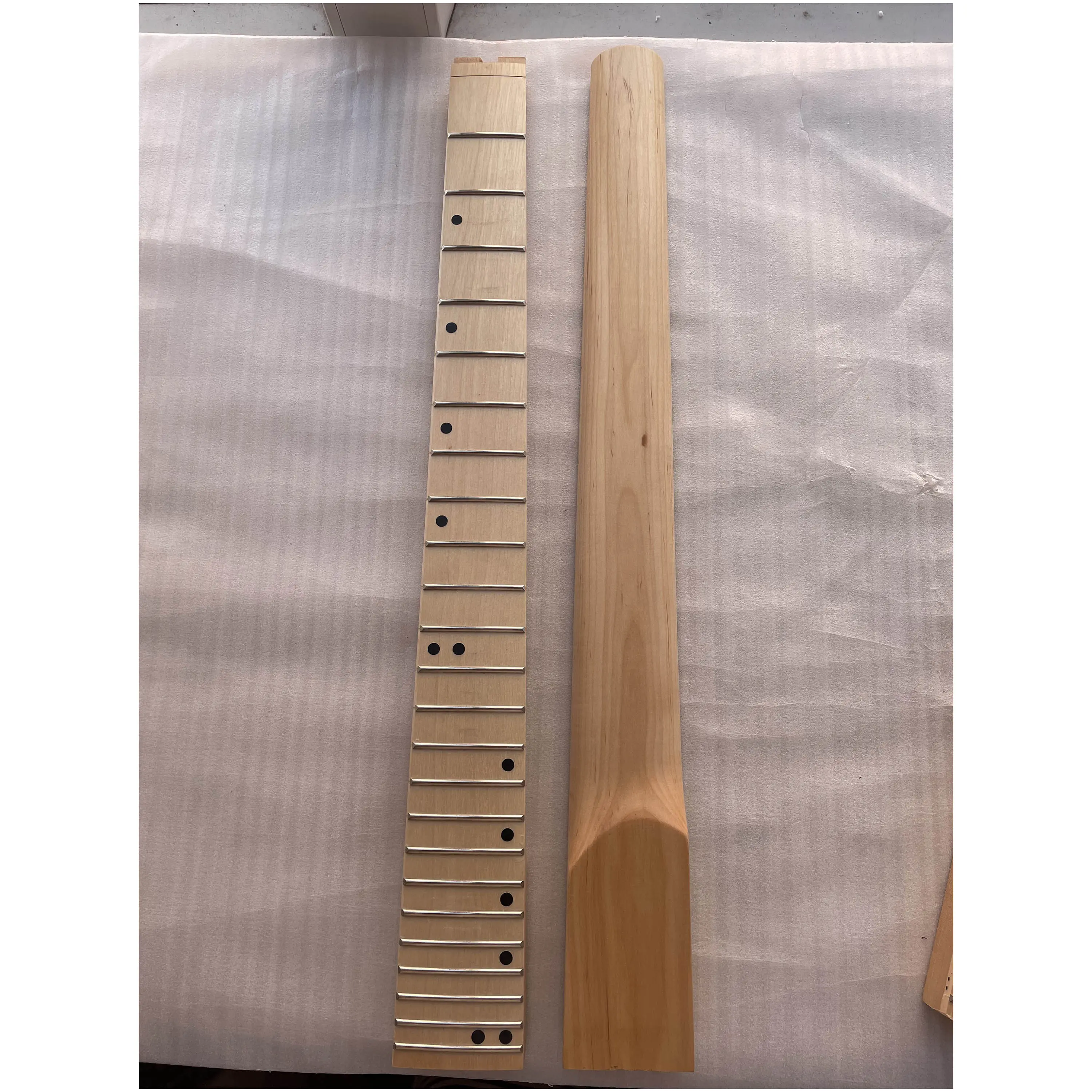 Semi-Finished Canadian Maple Fingerboard for Electric Guitar, 24 Frets, Headless Guitar Neck, Essencial Color, Real Photos