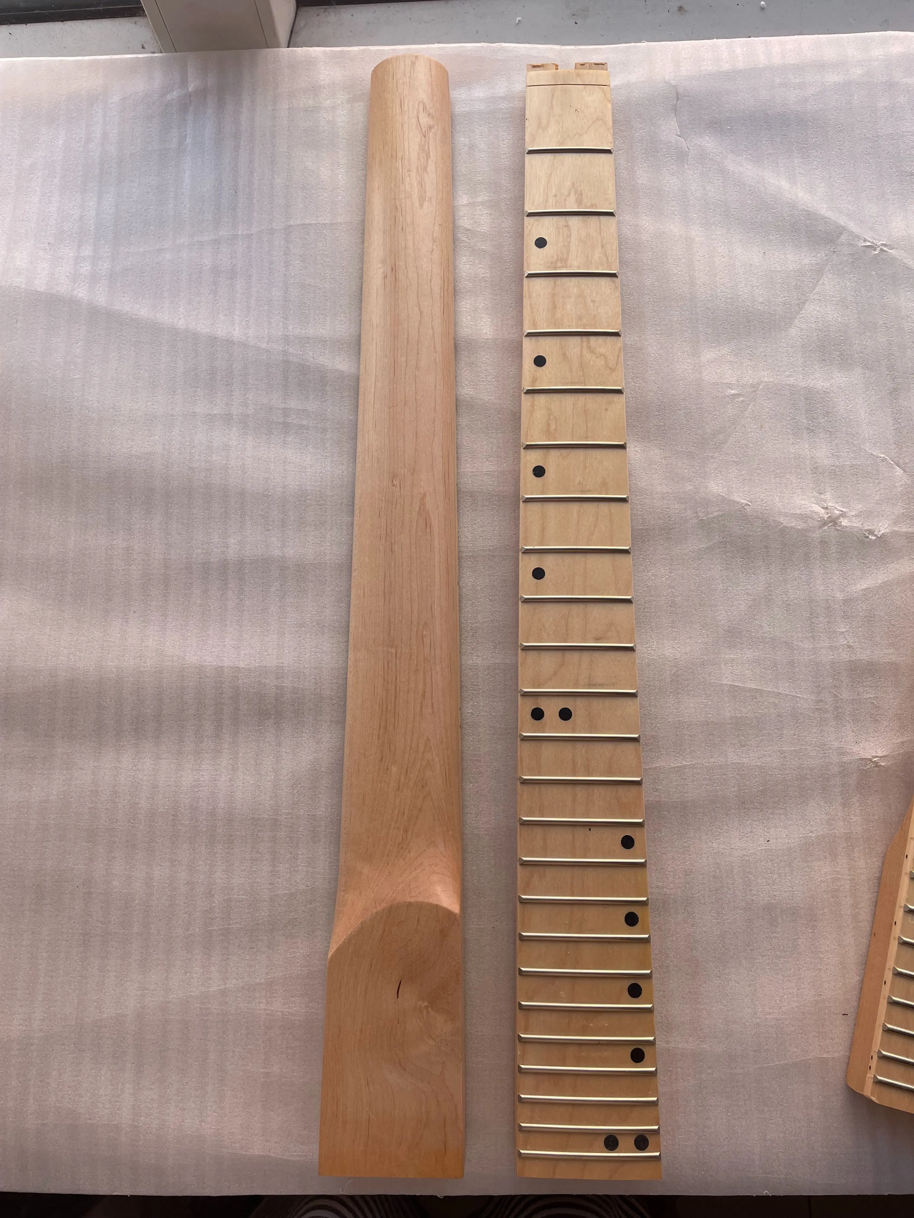 Semi-Finished Canadian Maple Fingerboard for Electric Guitar, 24 Frets, Headless Guitar Neck, Essencial Color, Real Photos