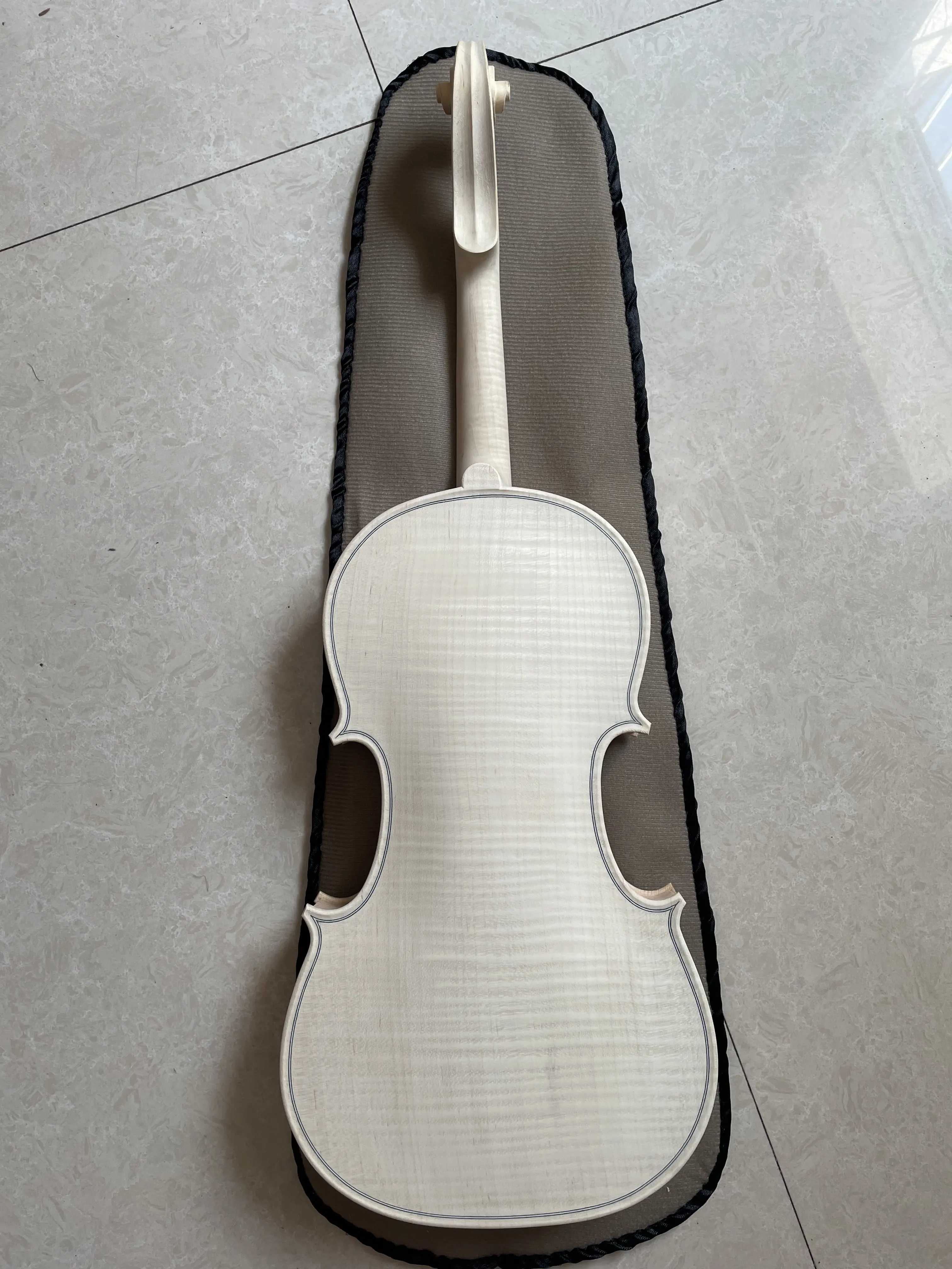 Violin Body and Neck and Fingerboard, Violin, White, Guarneri Model, 100% Hand Made, Blank, High Quality, Violin 4/4 ,Real Photo
