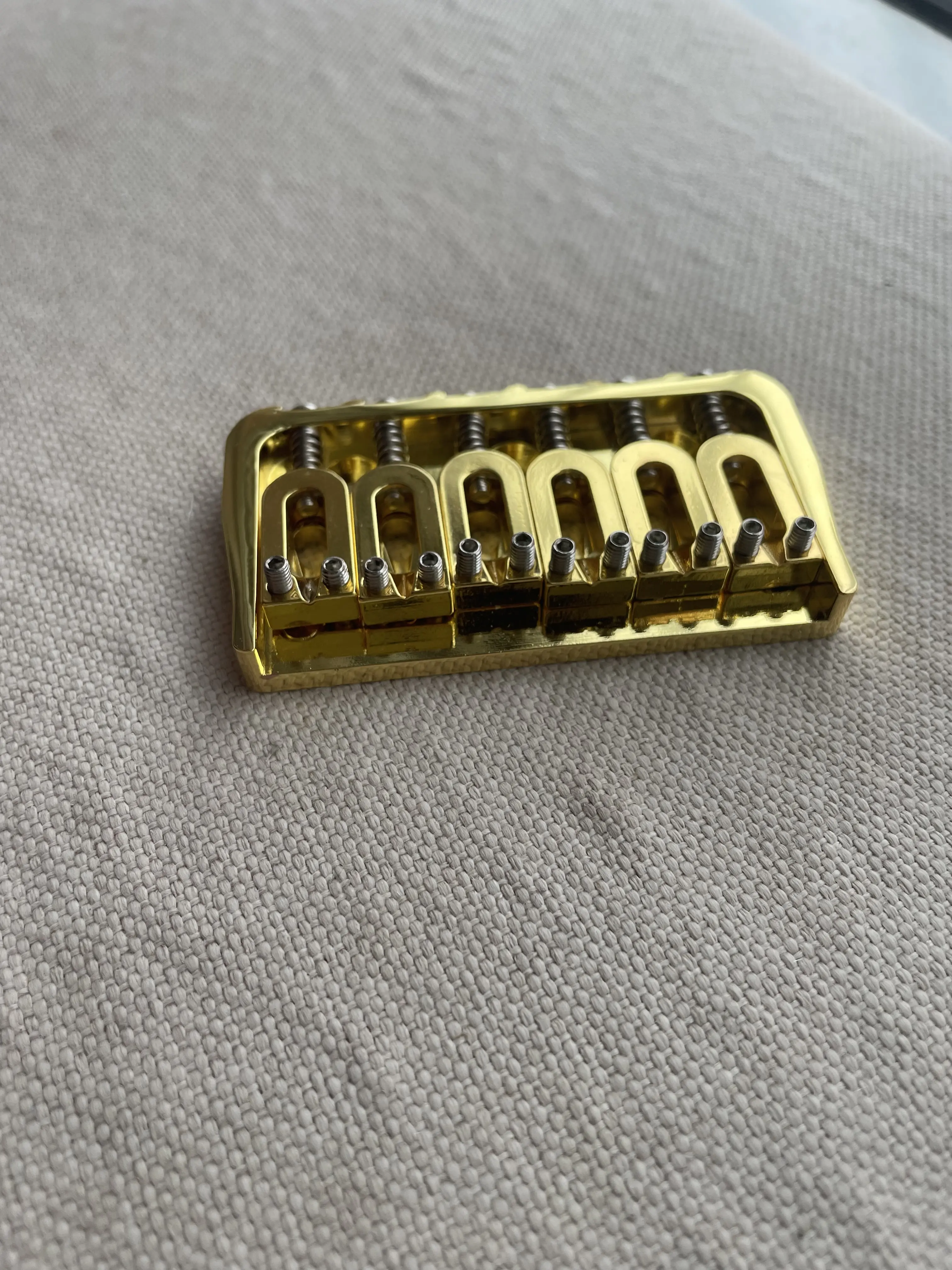 HS Style 6 String Hardtail Brass Guitar Bridge New brand Golden Color Wear Body Fixed Type Fret Electric Guitar Tailpiece Part